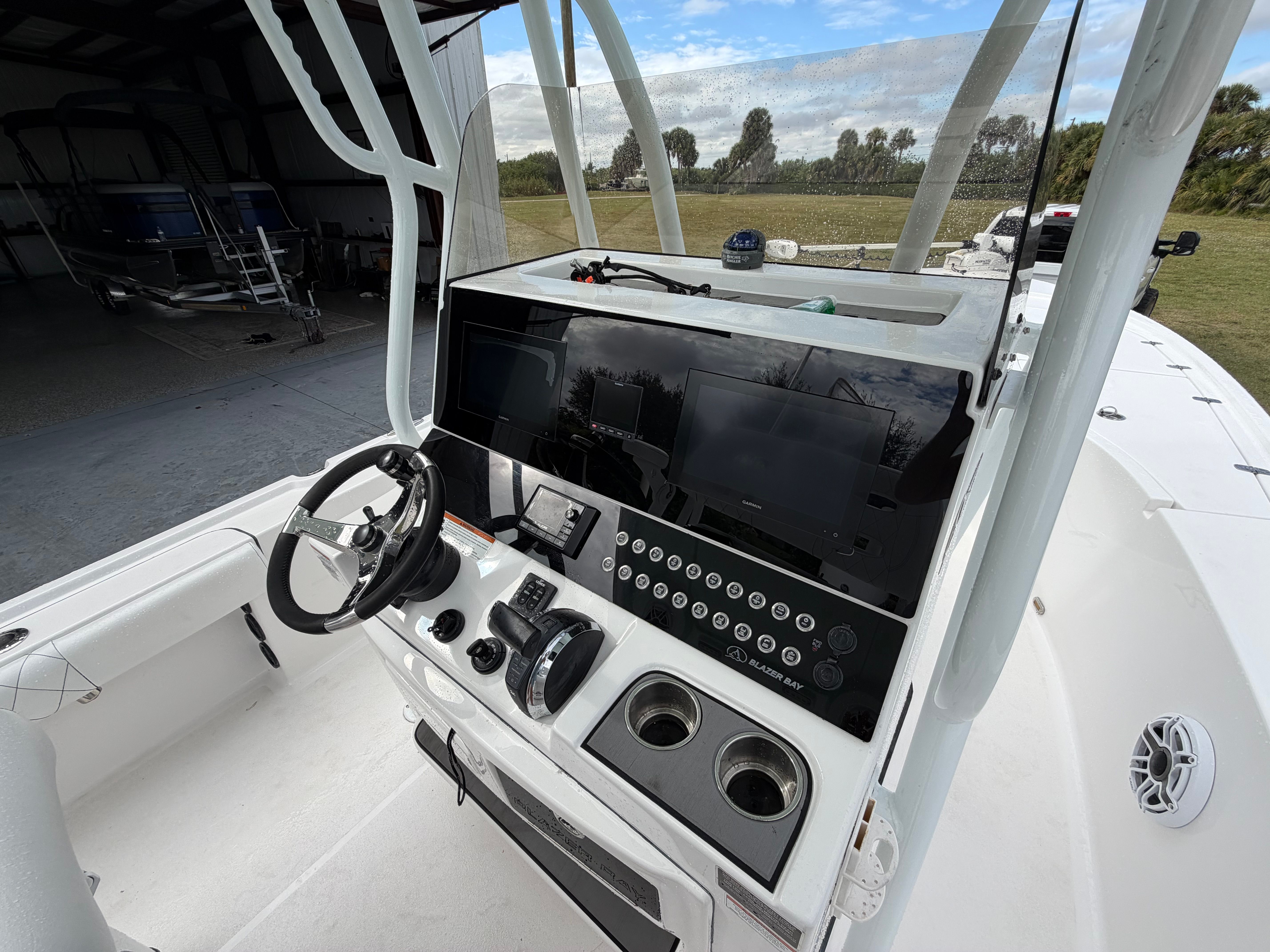 2022 Blazer Bay 2700 Hybrid - 5