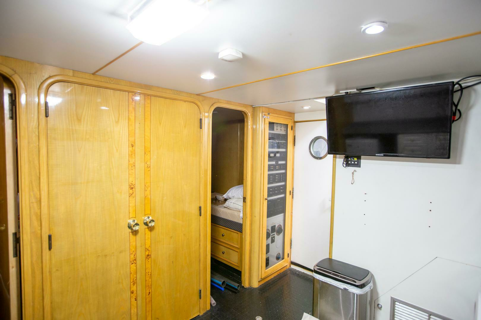 1999 Tarrab 85 - Image 60