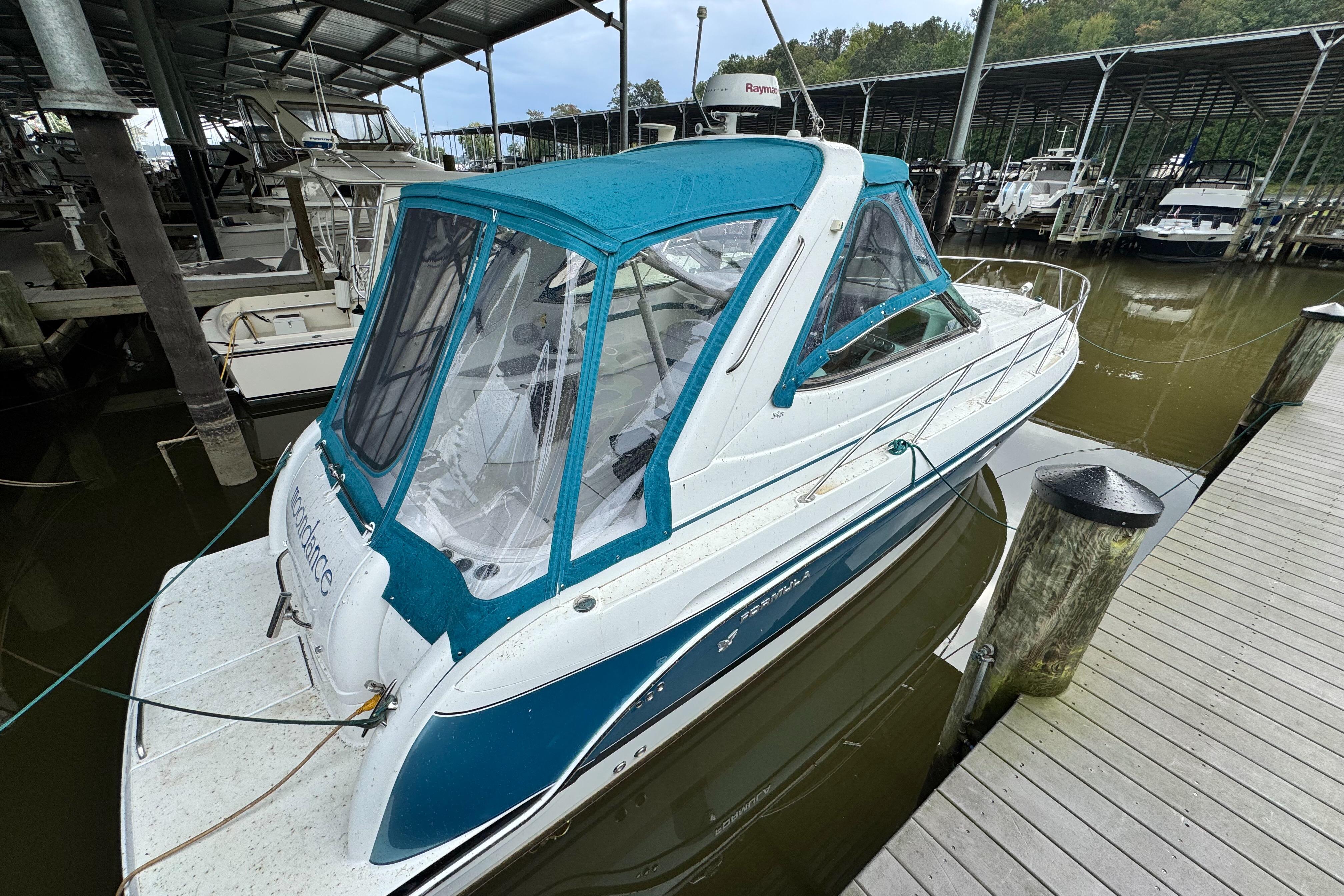 2005 Formula 34 Performance Cruiser
