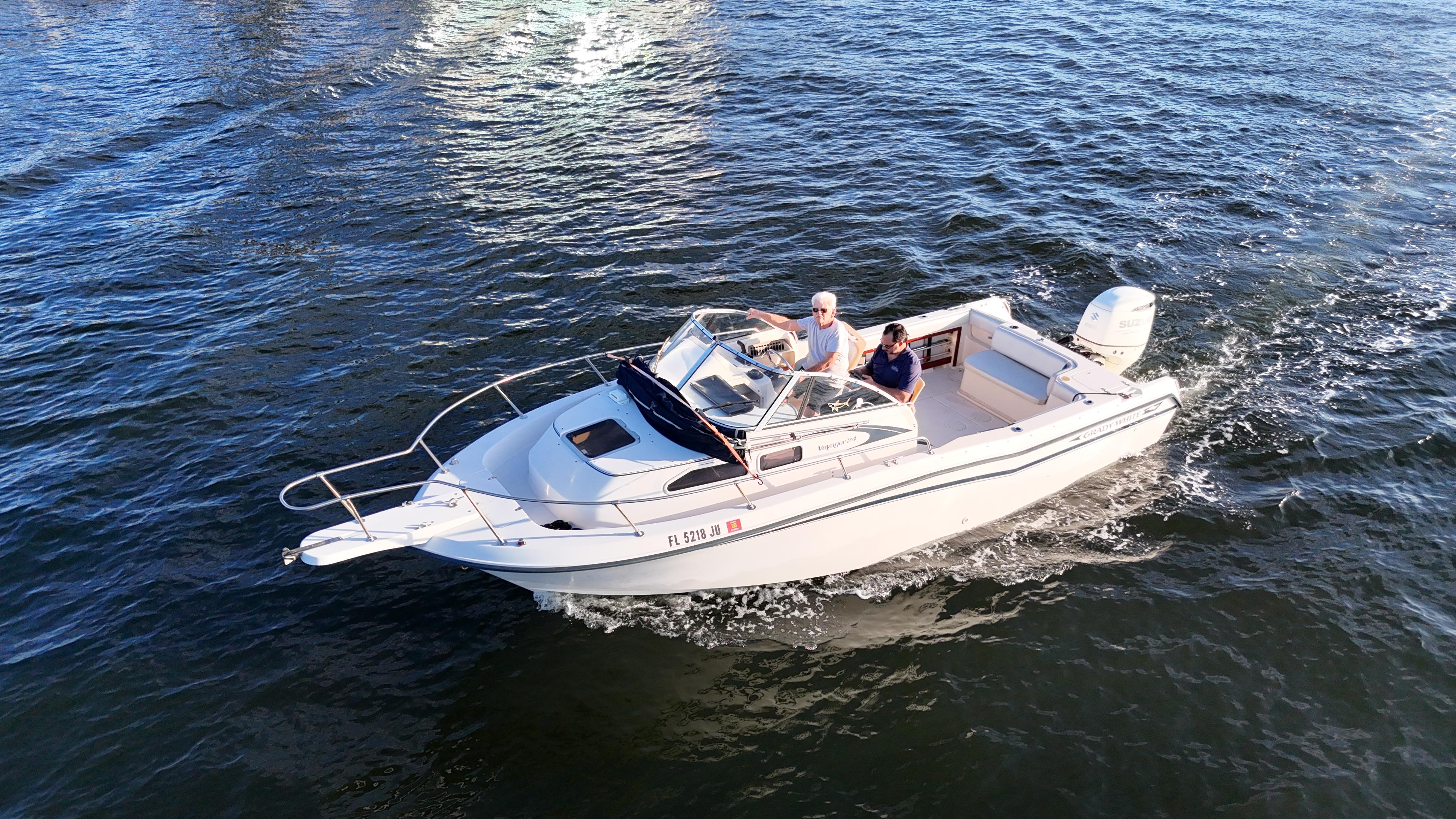 1996 Grady-White Voyager 248