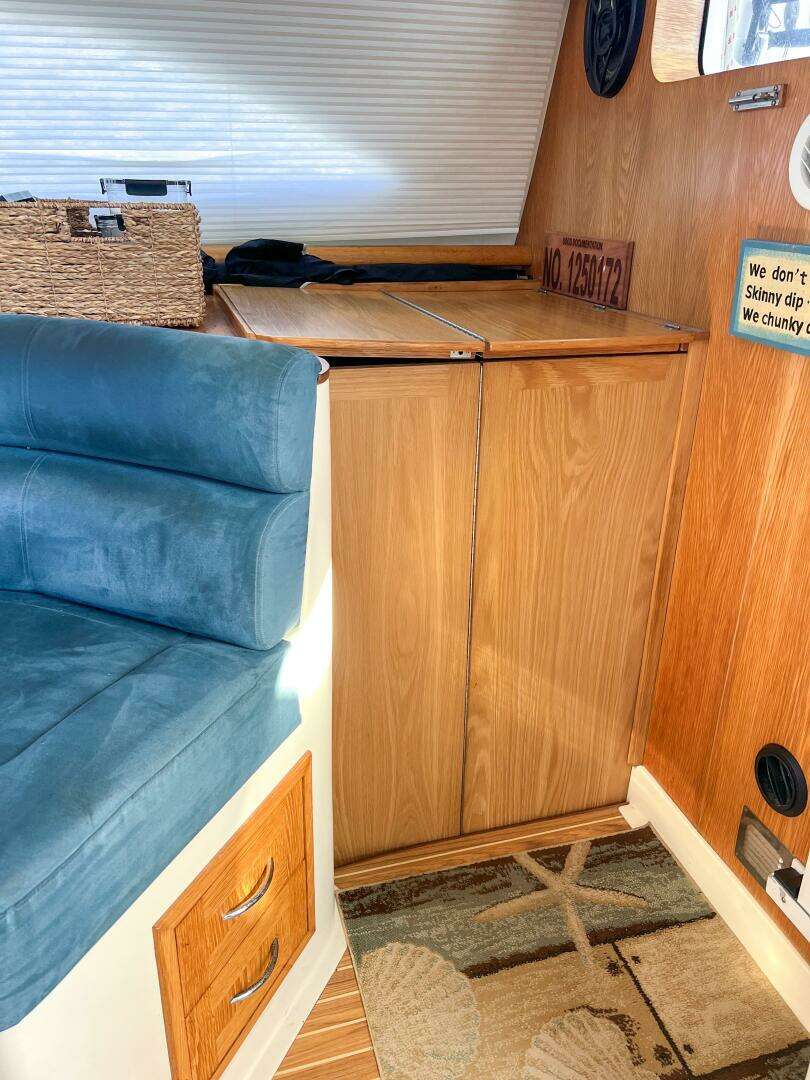 2010 Broadblue 435 - Image 55
