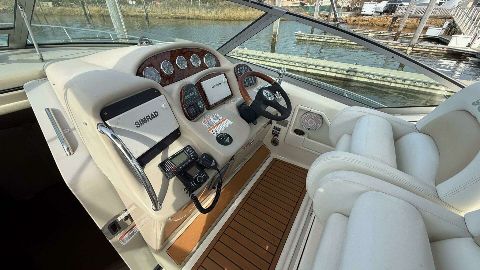 2008 Sea Ray 340 Sundancer - Image 13