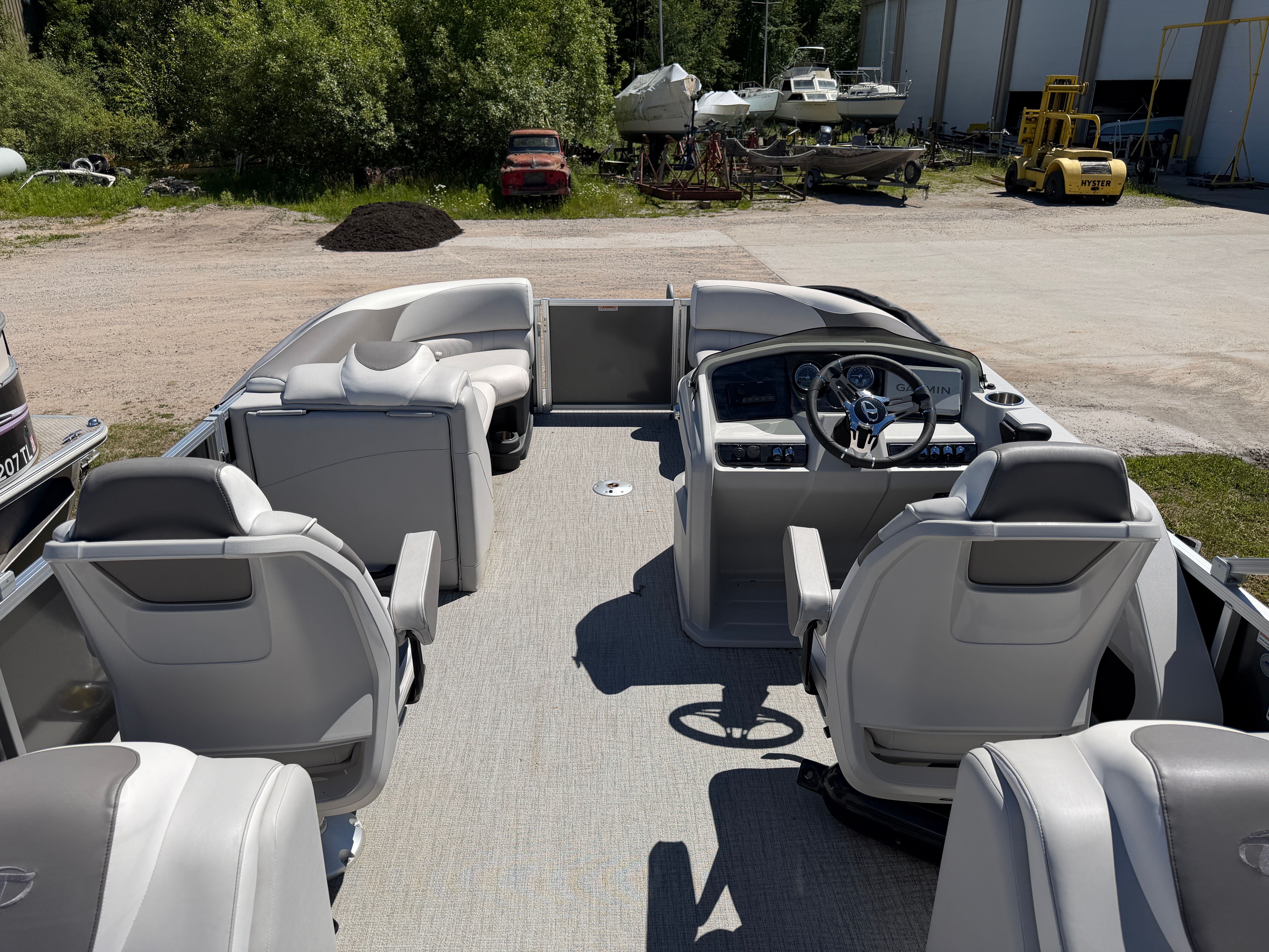 2024 Tahoe Pontoon LTZ 2385 Quad Lounger - 12