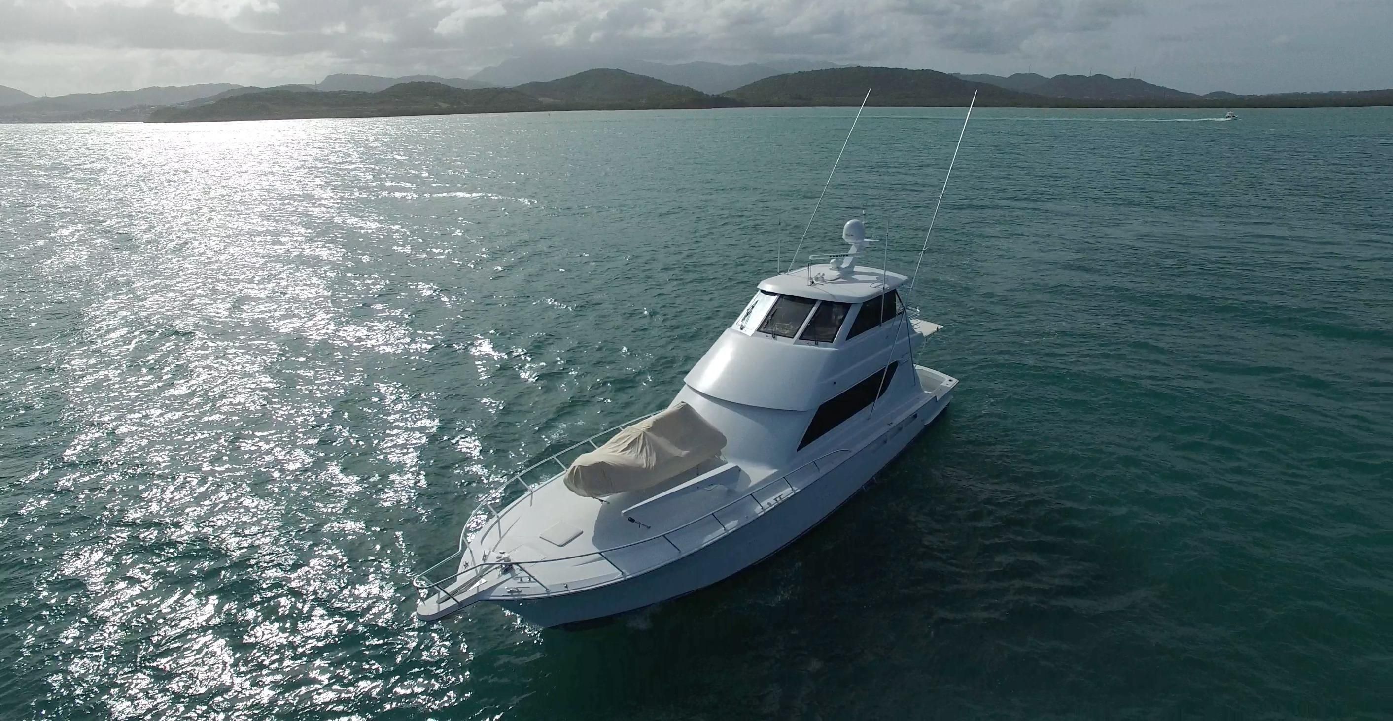 2004 Hatteras Sportfisher - 4