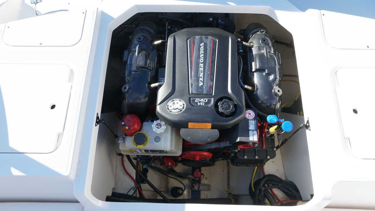 2019 Chaparral 21 H2O Surf - 9