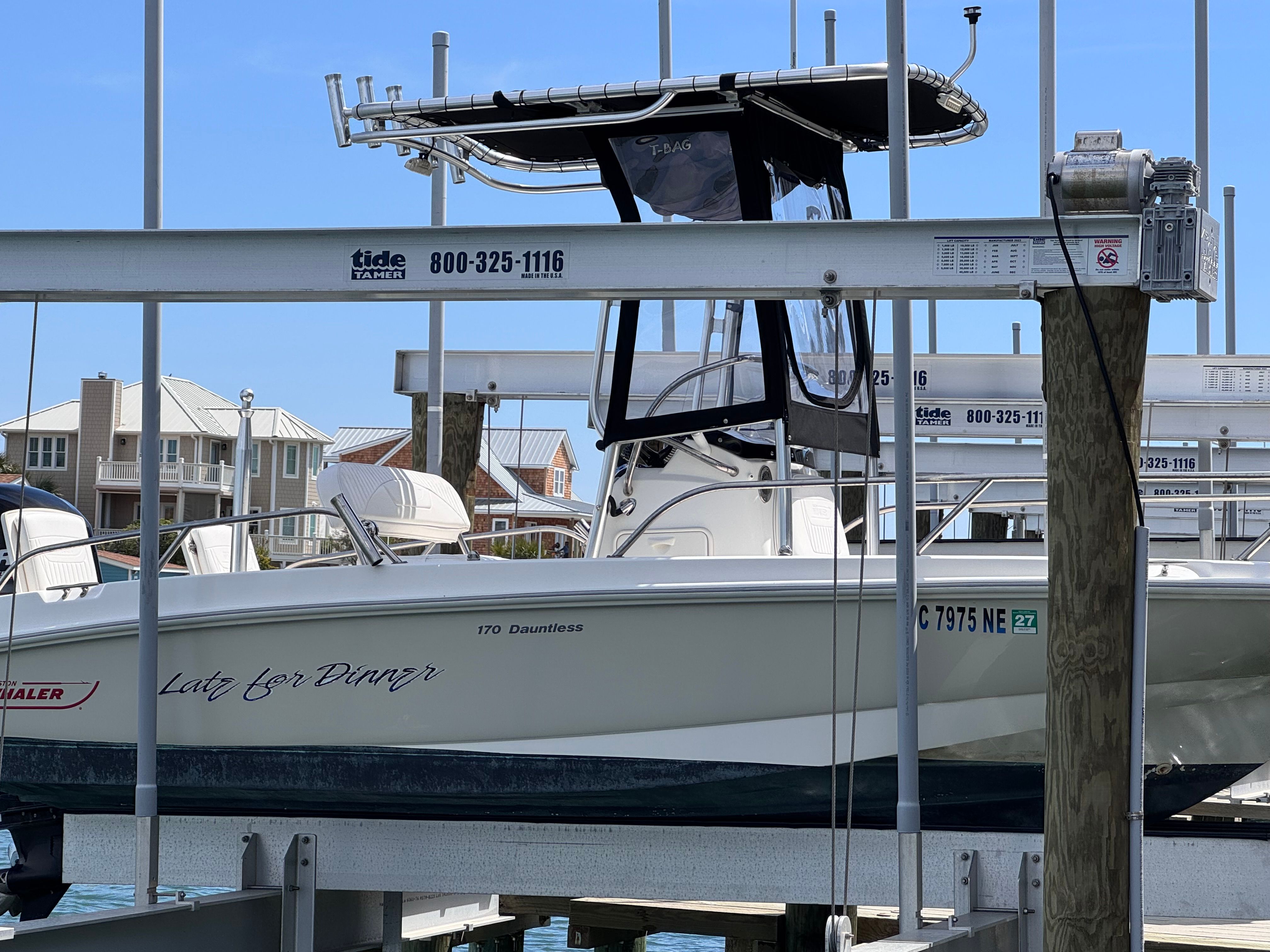 2013 Boston Whaler 170 Dauntless - 3