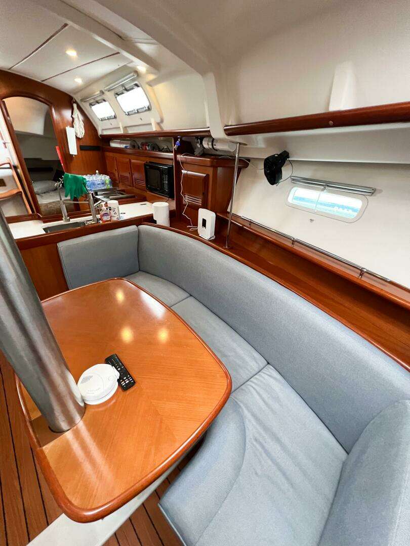 2007 Beneteau 373 - Image 41