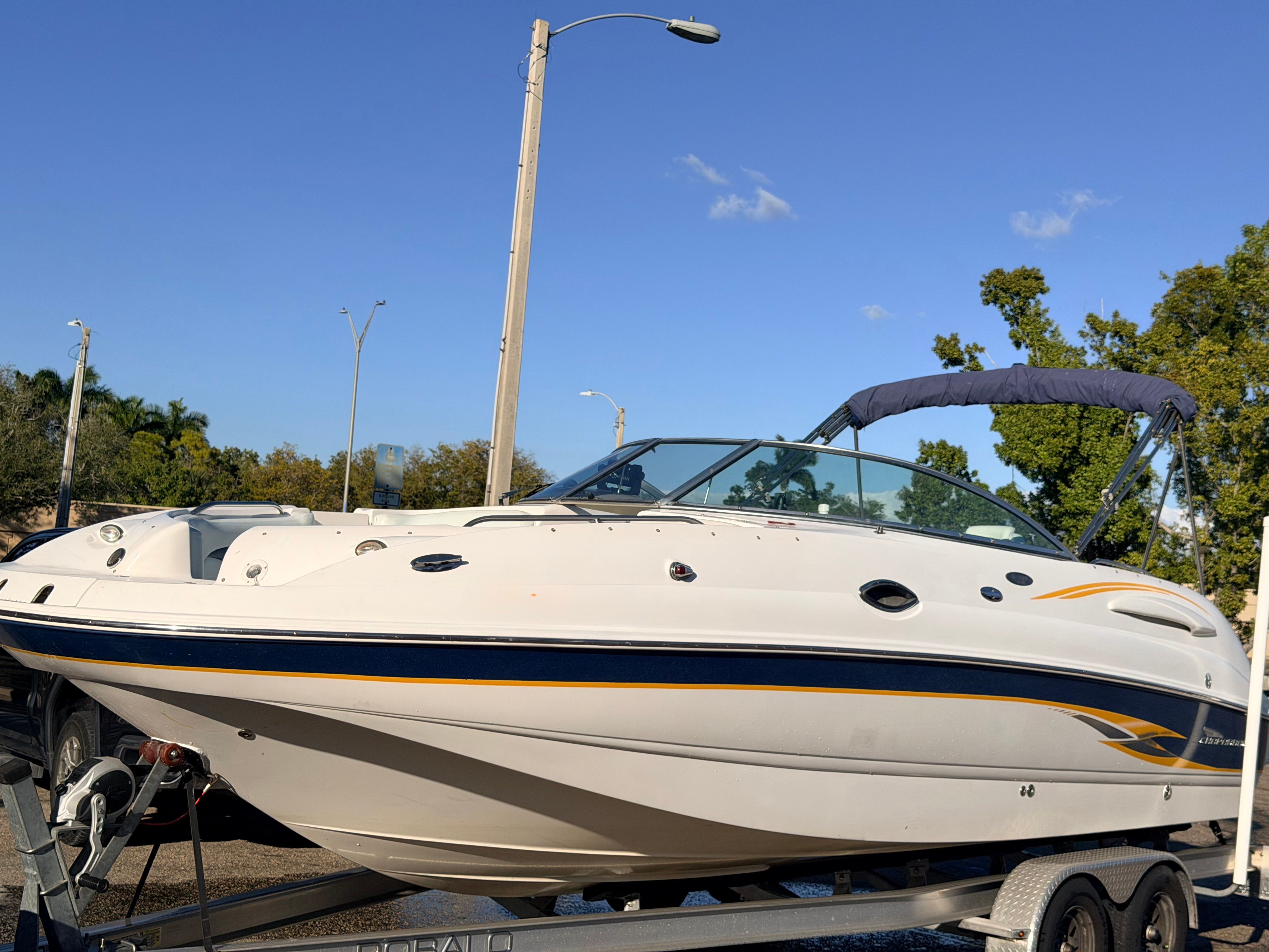 2002 Chaparral Sunesta 243 - 9