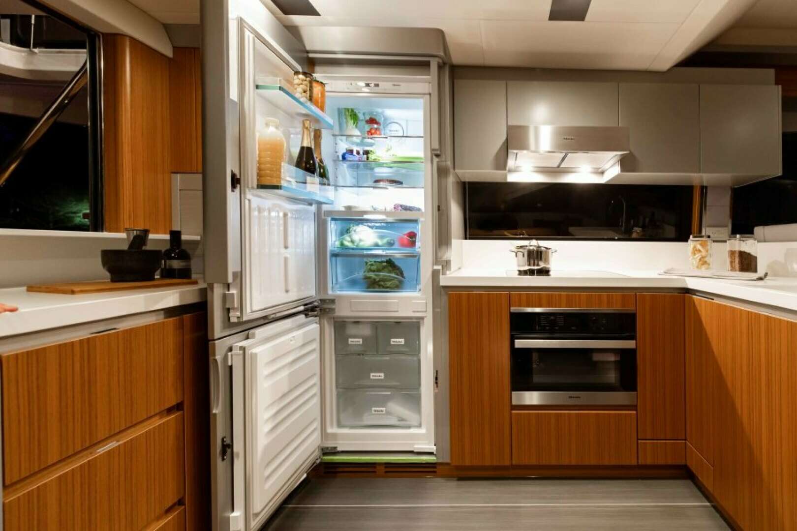 2021 Greenline OceanClass 68 Fly - Image 27