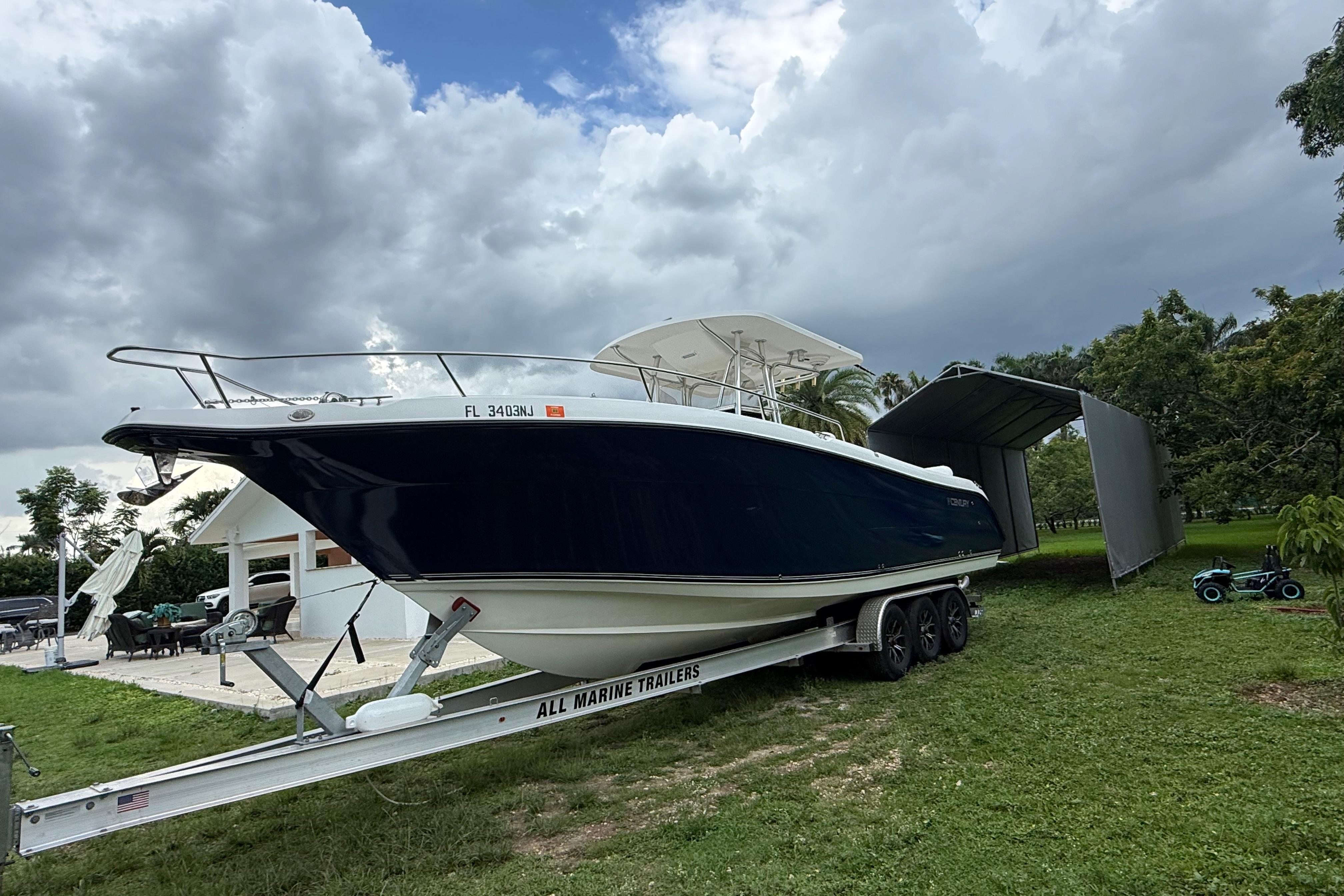 2007 Century 3200 Center Console