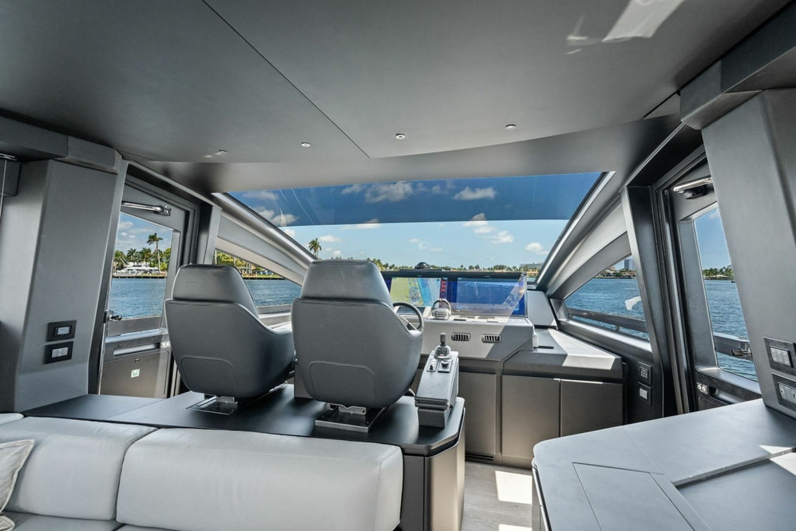 2025 Pershing GTX80 - Image 51