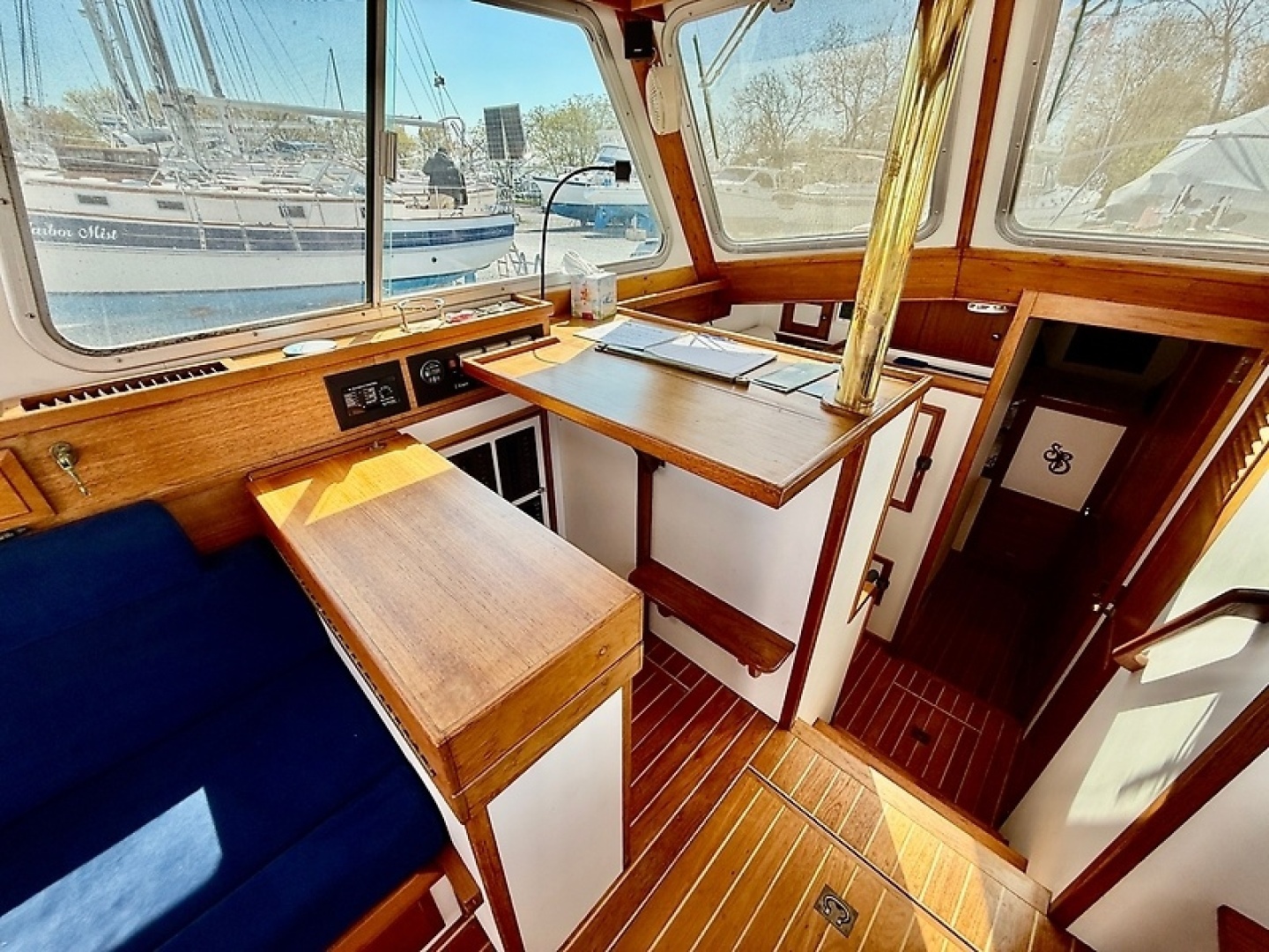 1993 Shannon Custom Downeast 36 - Image 21