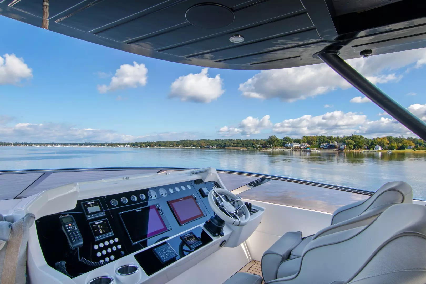2019 Sunseeker 86 Yacht - Image 21
