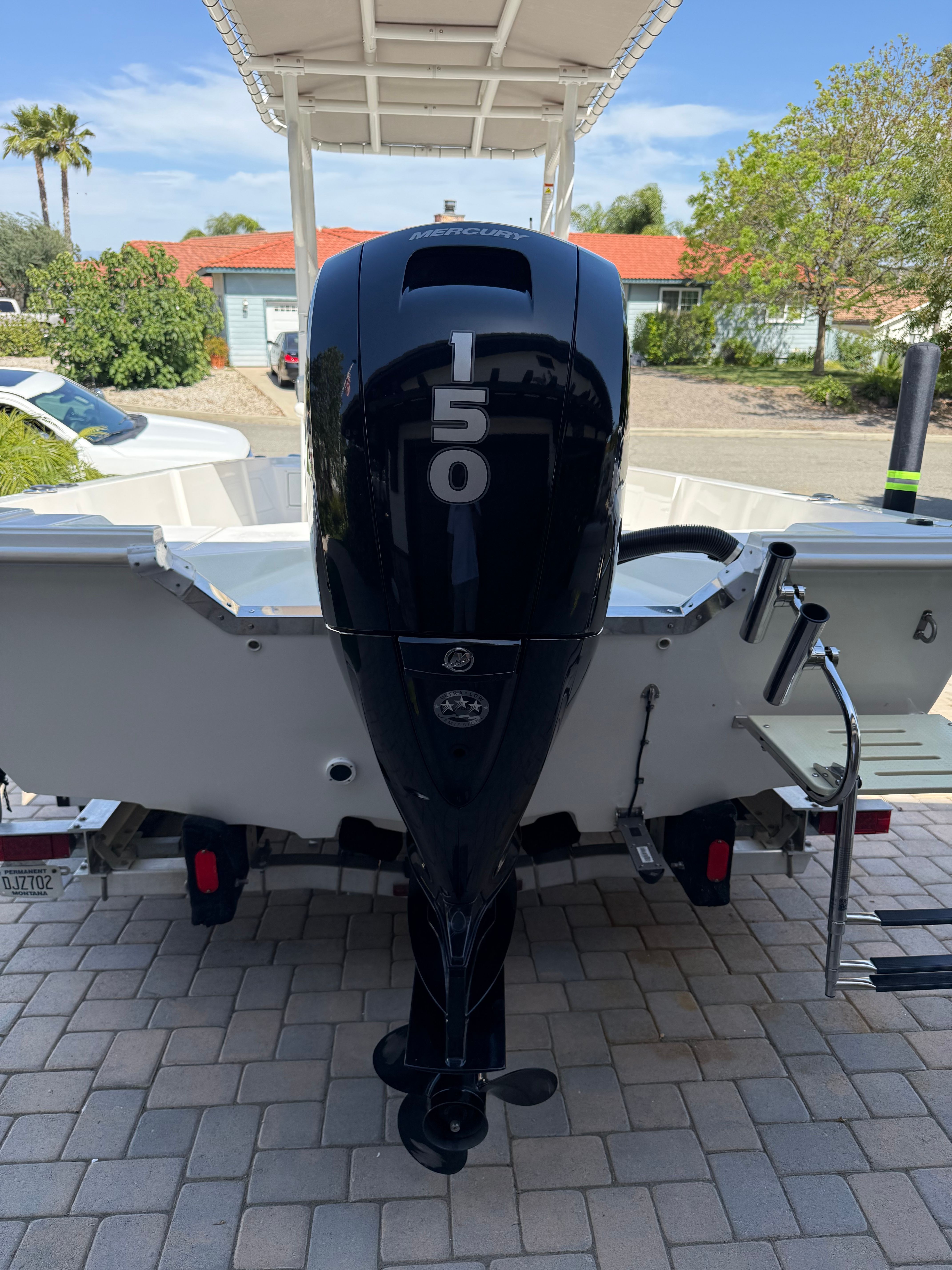 1998 Robalo 2100 Bay Hunter with Mercury 150 outboard motor.