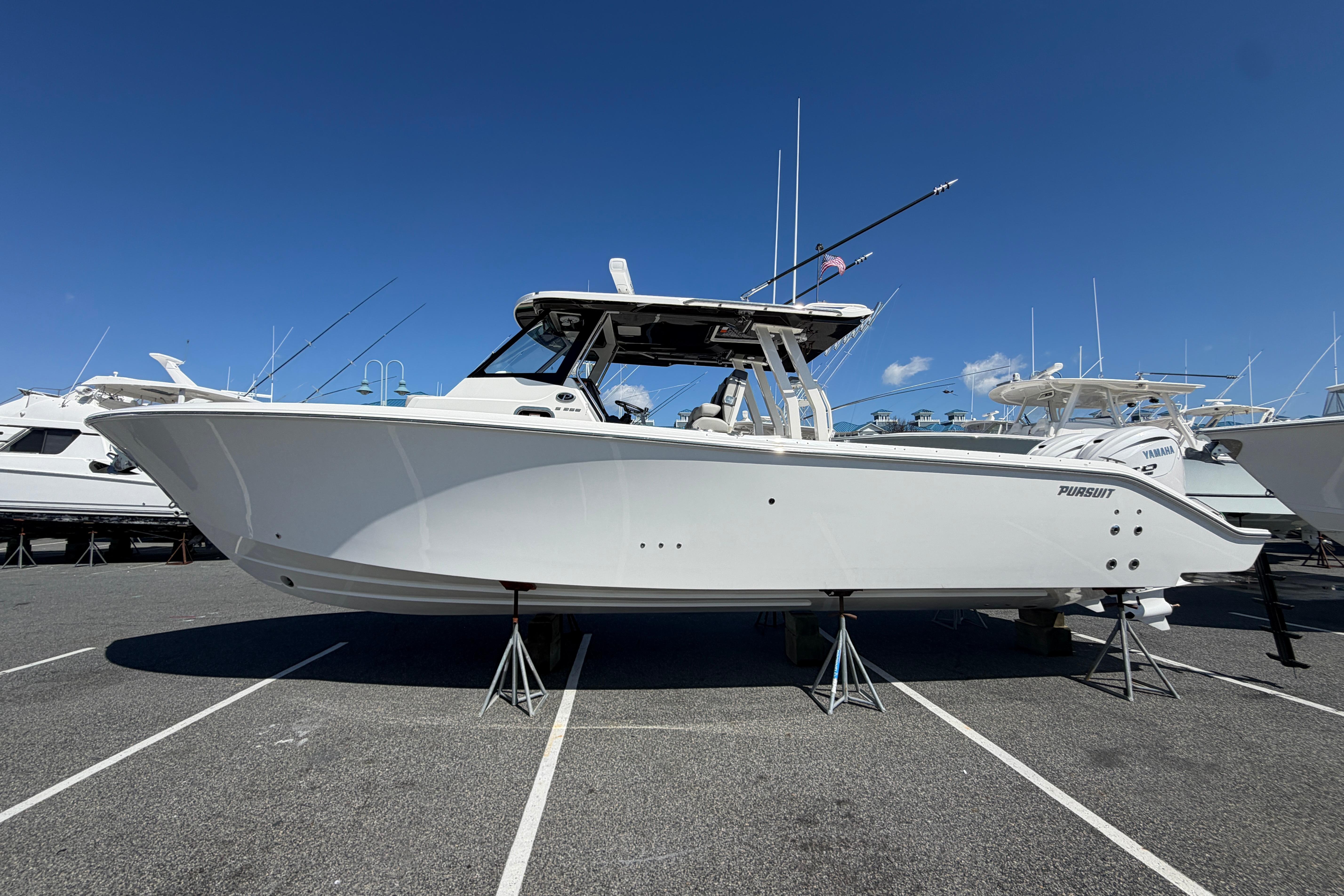 2026 Pursuit S 358 Sport