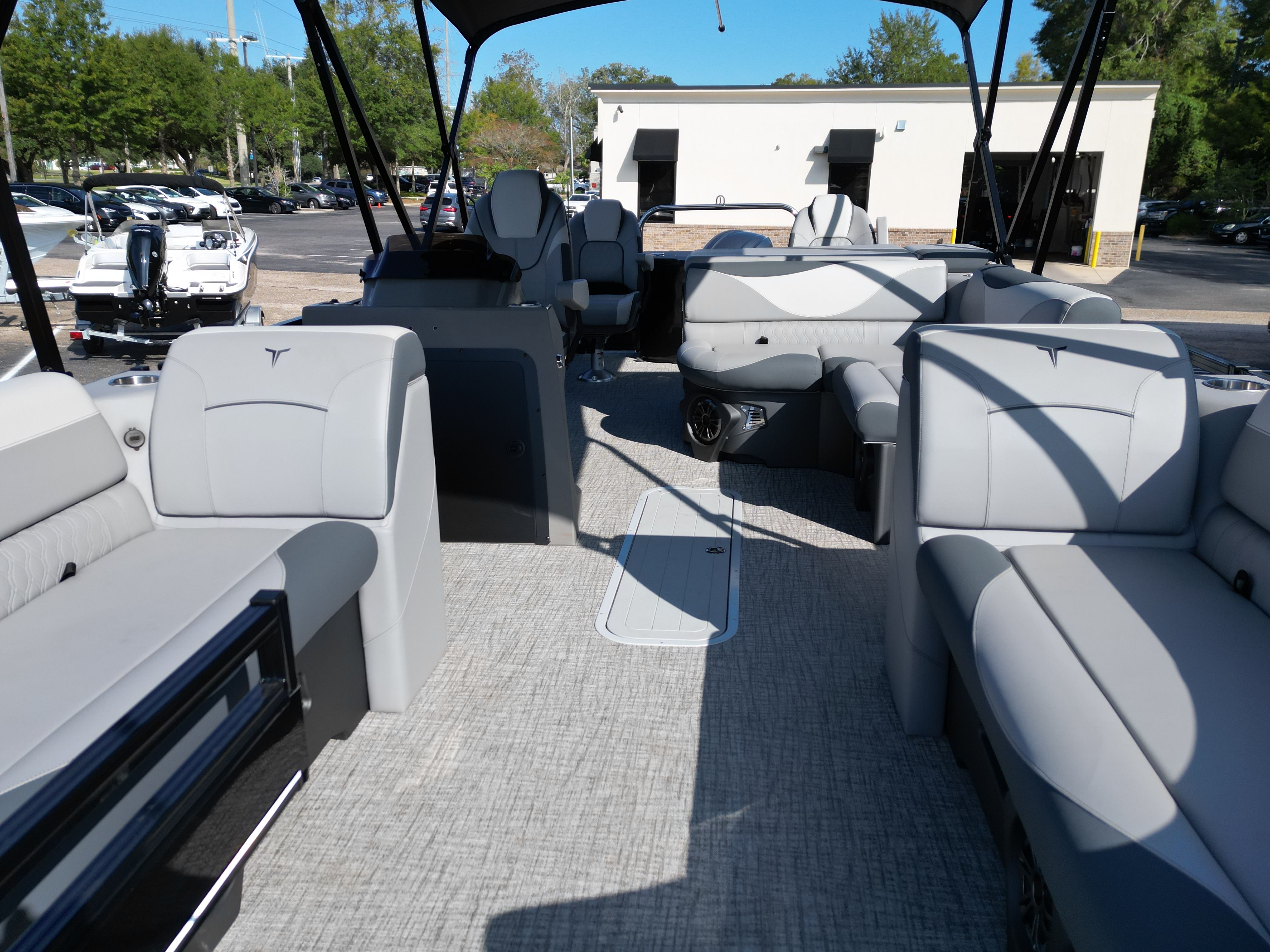 2025 Tahoe SPT85 RF23T - 28