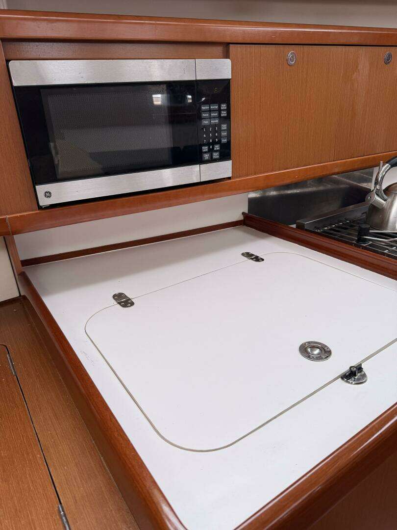 2012 Beneteau 43 - Image 75