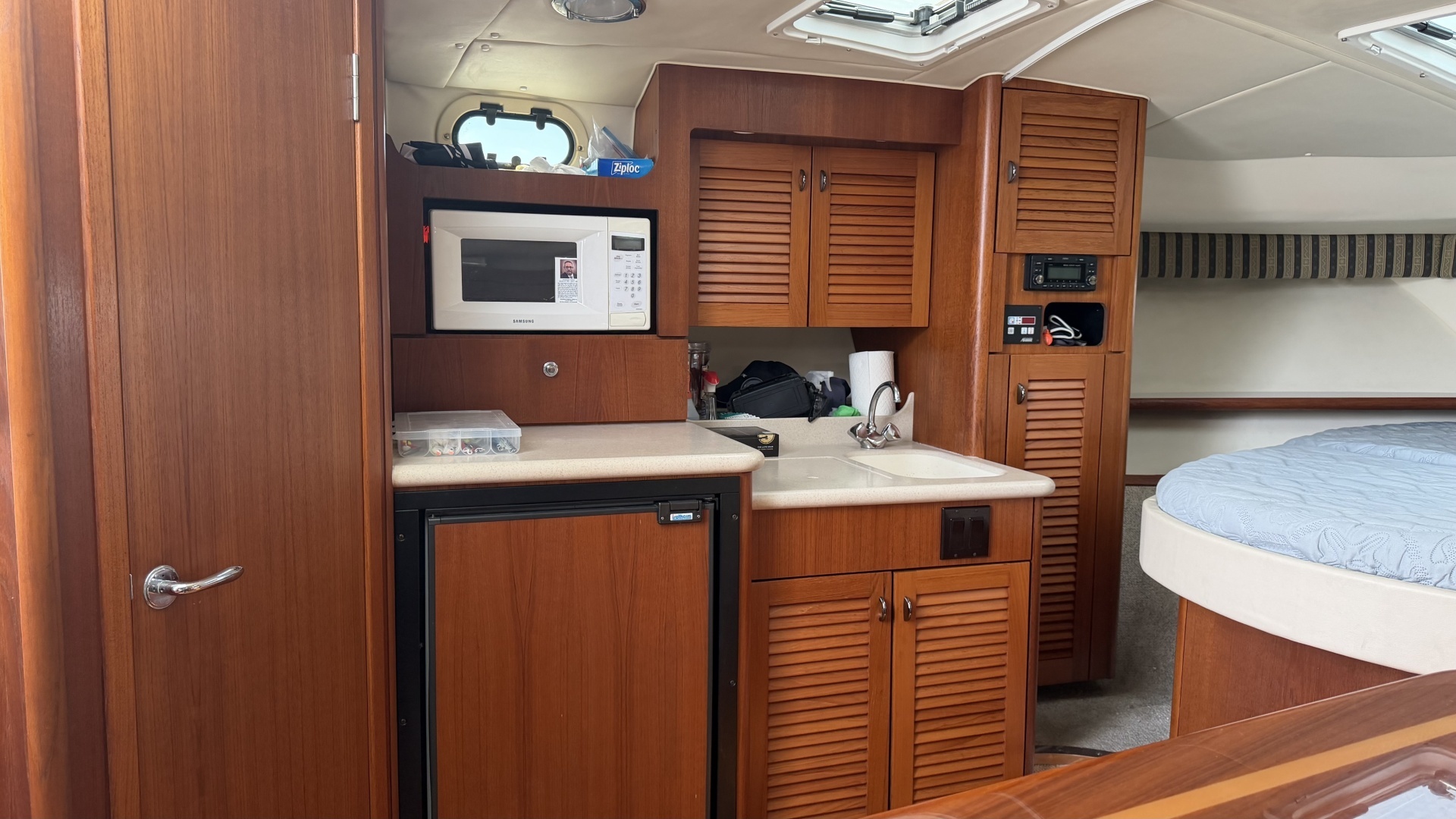 2003 Pursuit 3400 Express - Image 12