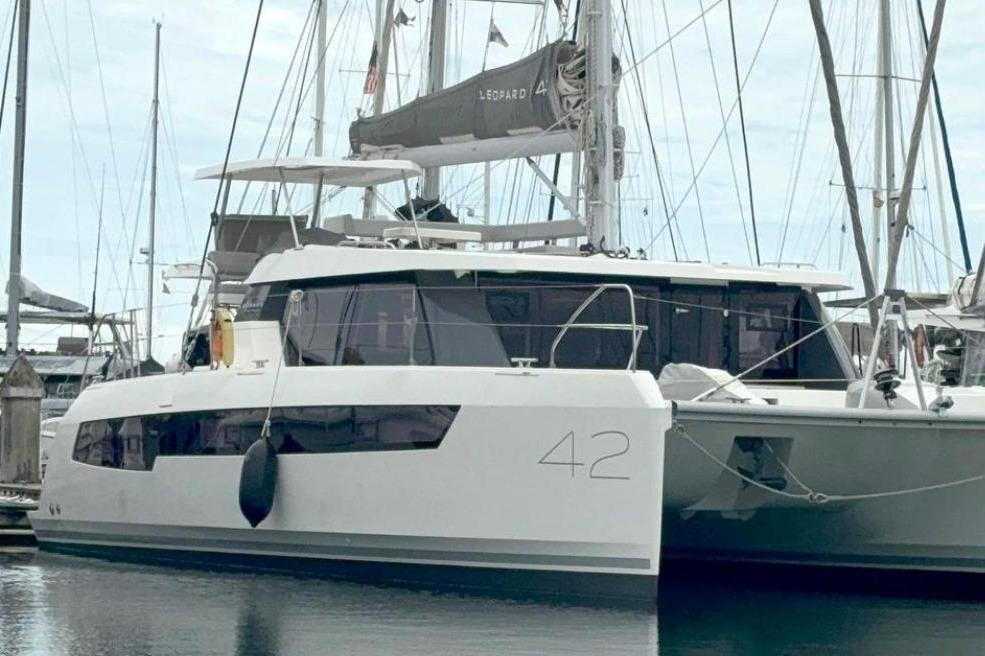 2024 Leopard 42