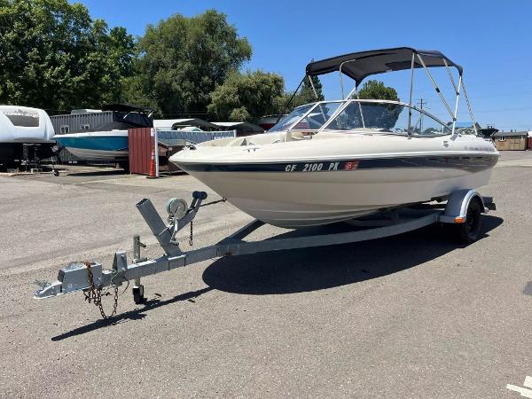 2001 Bayliner 195 Capri - 5