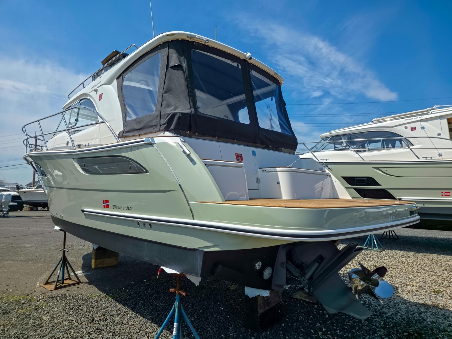 2026 Marex 310 Sun Cruiser - Image 7
