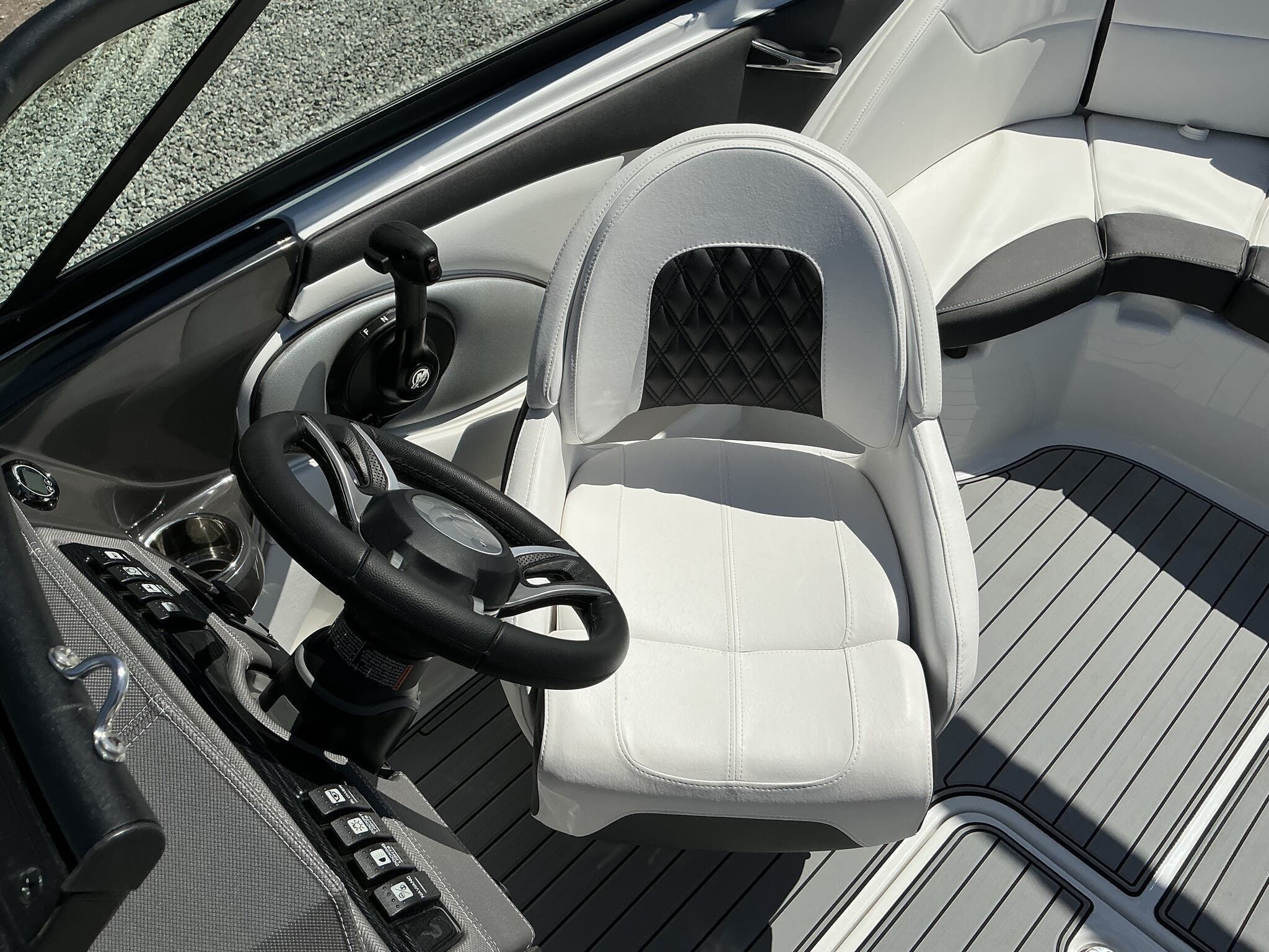 2025 Monterey 224FS - 10