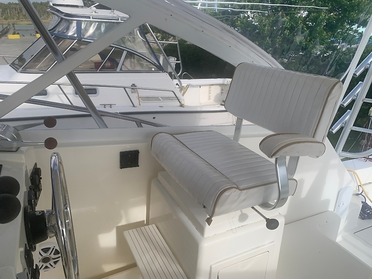 2003 Carolina Classic Express - Image 24