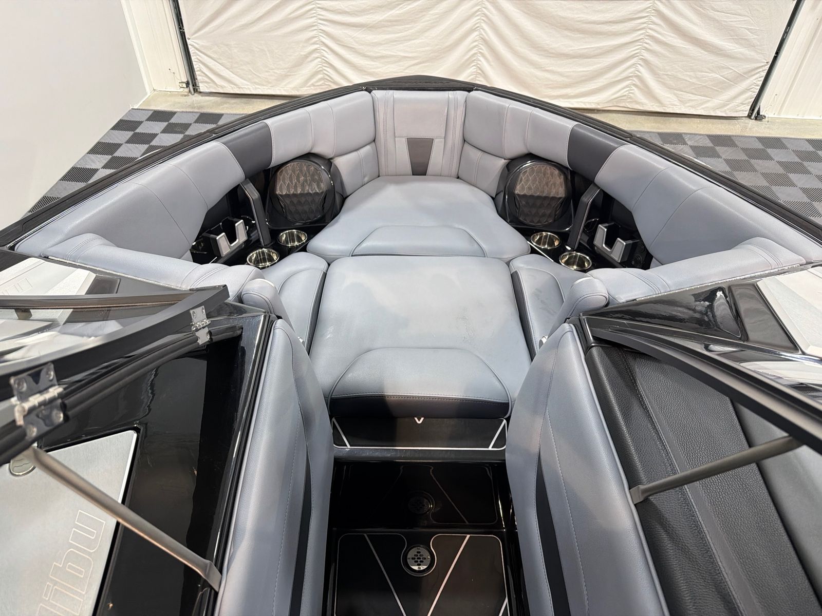 2023 Malibu Wakesetter 23 LSV - 9