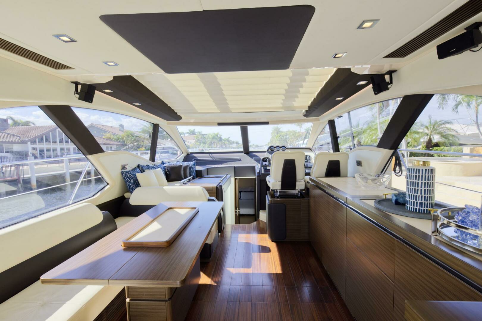 2013 Azimut 55S - Image 16