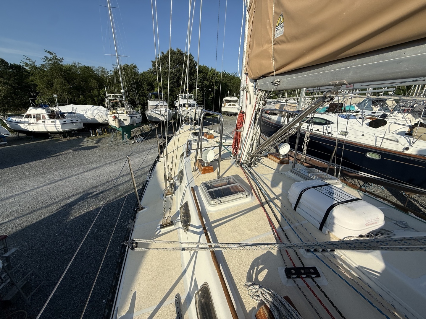 1985 Tayana Vancouver 42 - Image 5