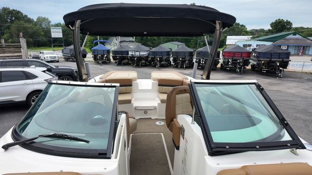 2015 Sea Ray SLX 250 - 30