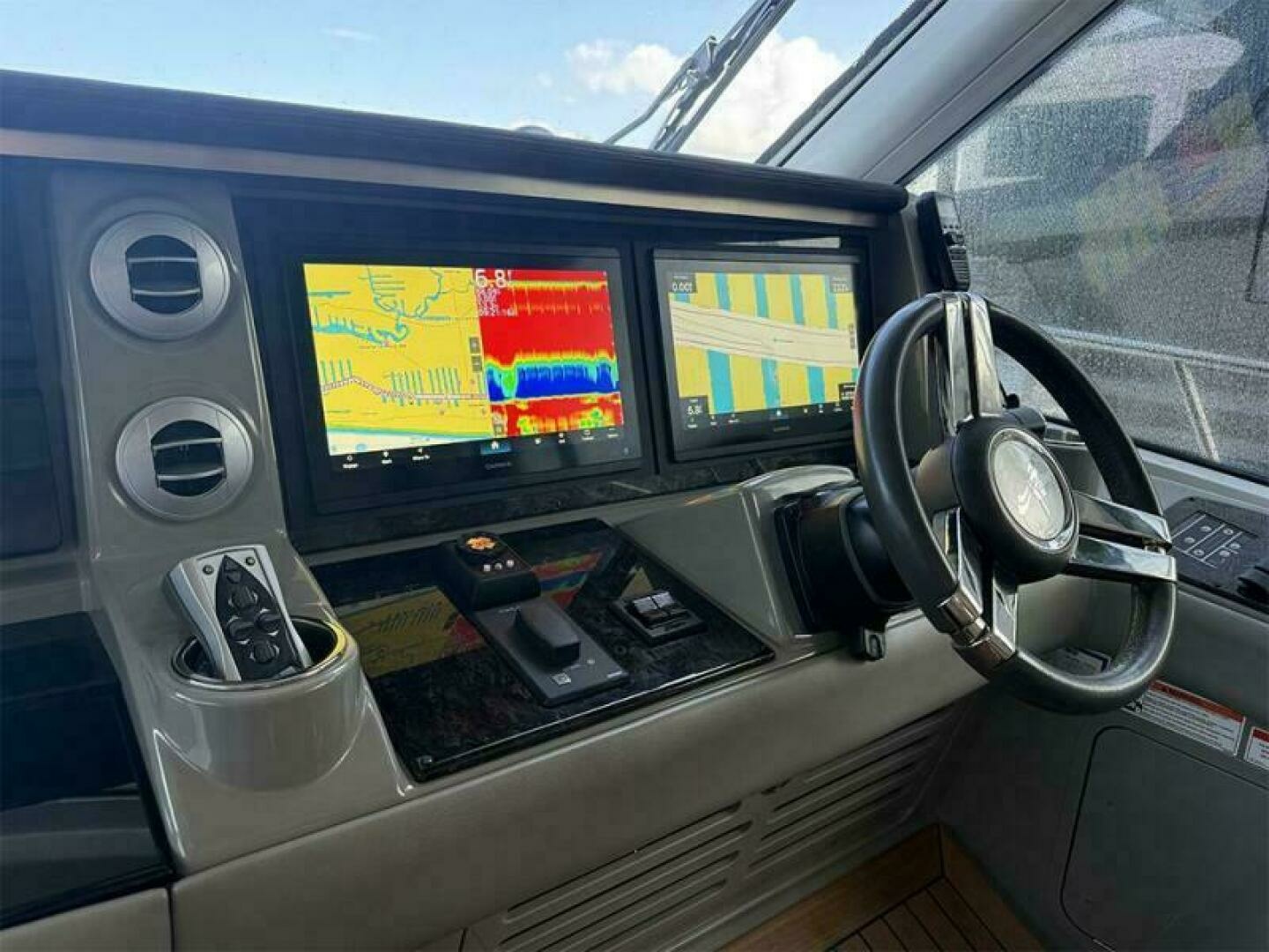 2012 Sea Ray 610 Sundancer - Image 18