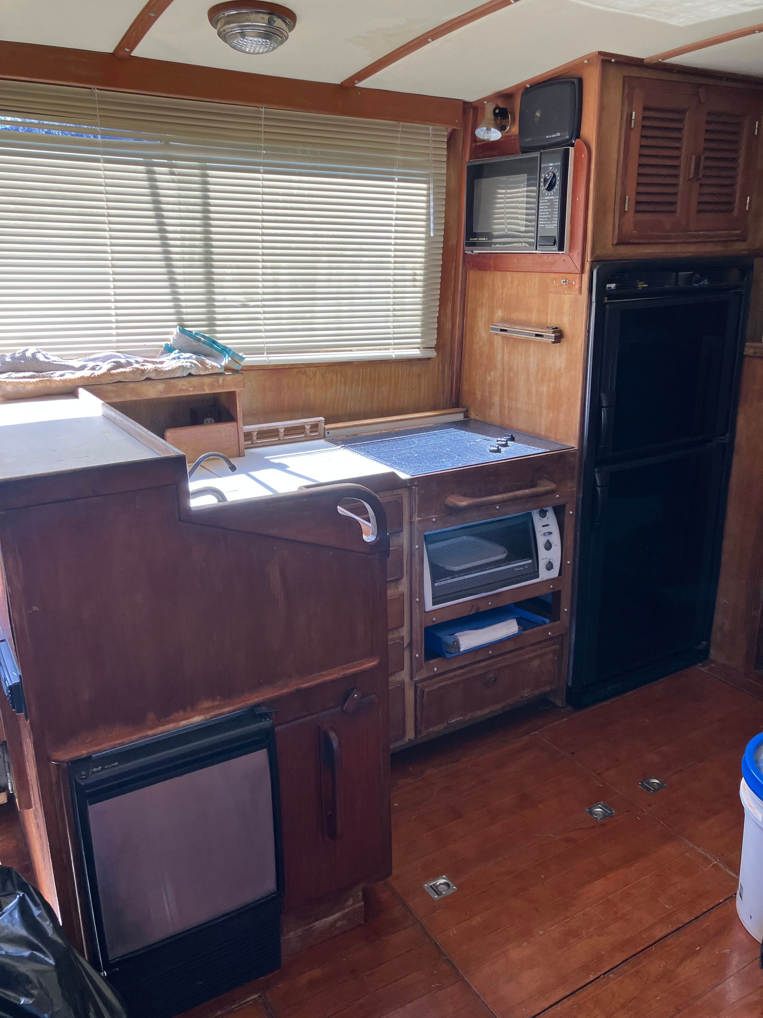 1986 Albin 37 - 7