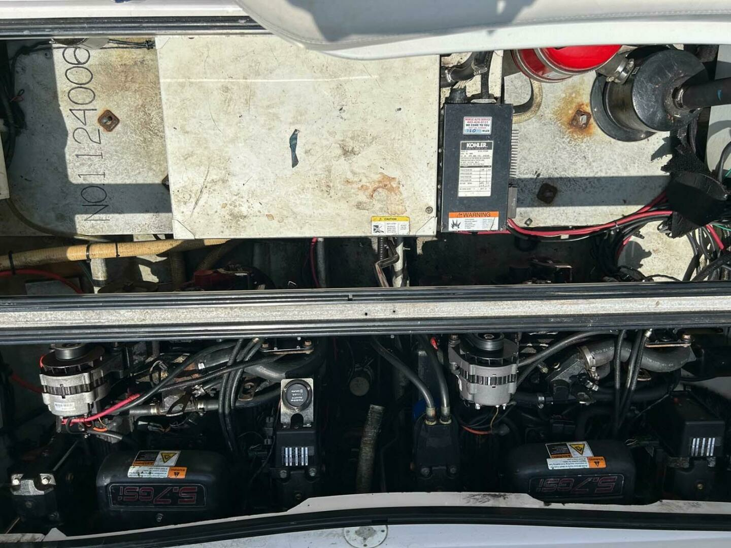 2001 Four Winns 328 Vista - Image 29