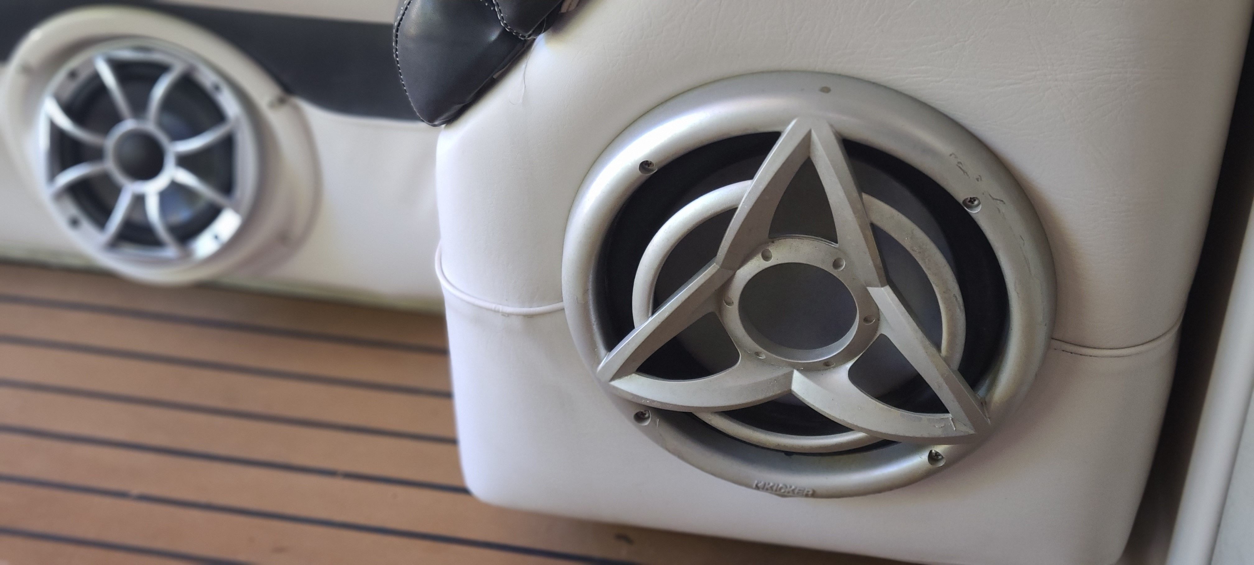 Speakers in Premier 275 Grand Majestic LTD boat, year 2009.