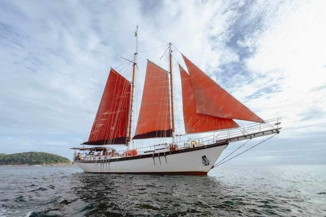 2006 Custom Bud Macintosh schooner - 81