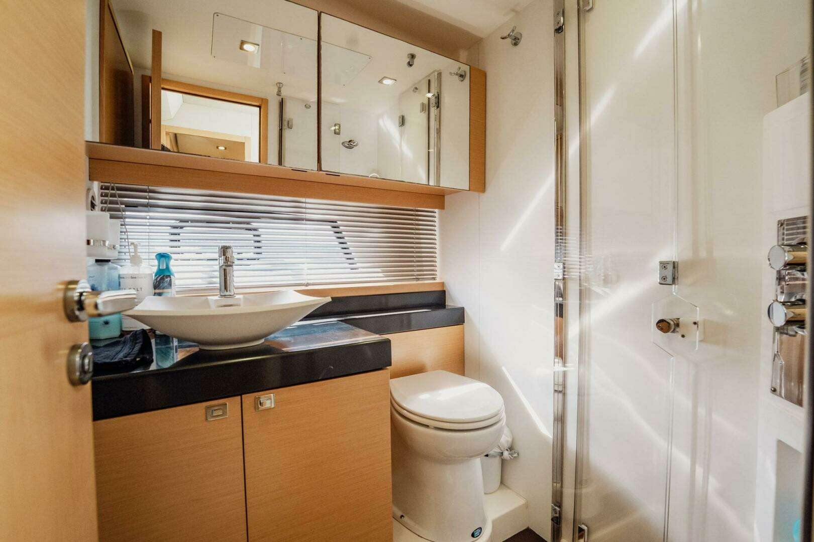 2013 Prestige 500 S - Image 56