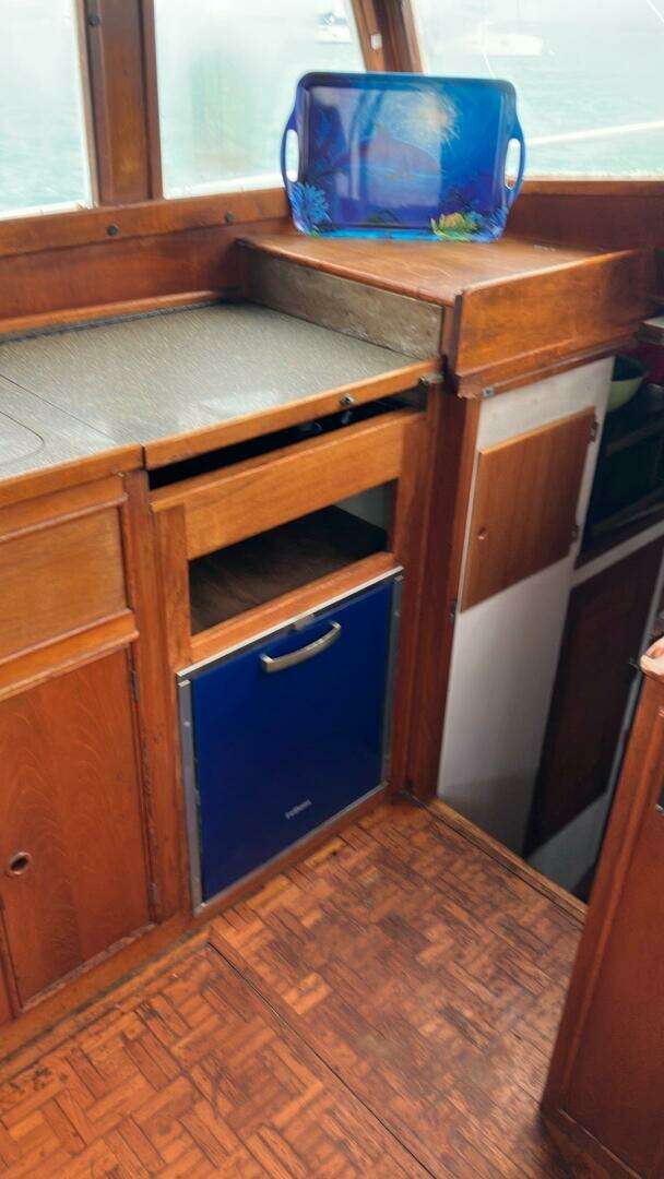 1989 Grand Banks 36 - Image 39
