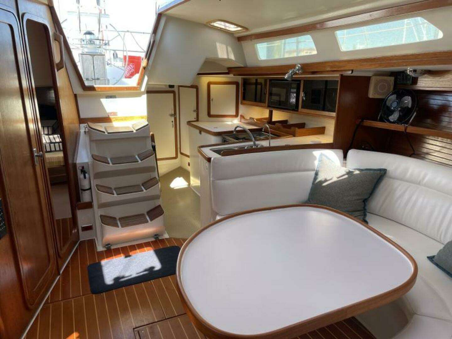 1991 Catalina 42 MKI - Image 24