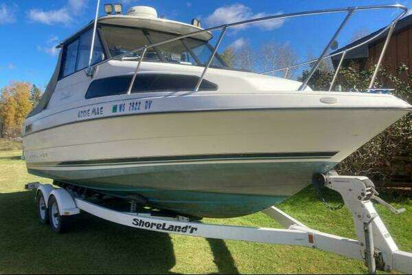 1996 Bayliner 2252