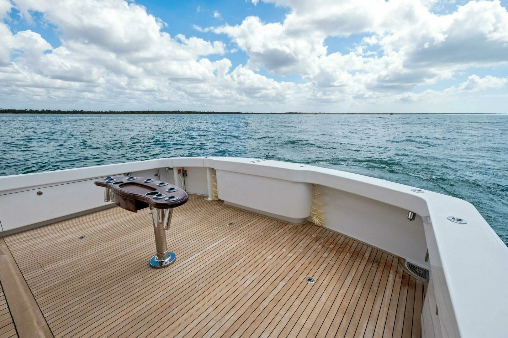 2008 Viking 64 Convertible - Image 82