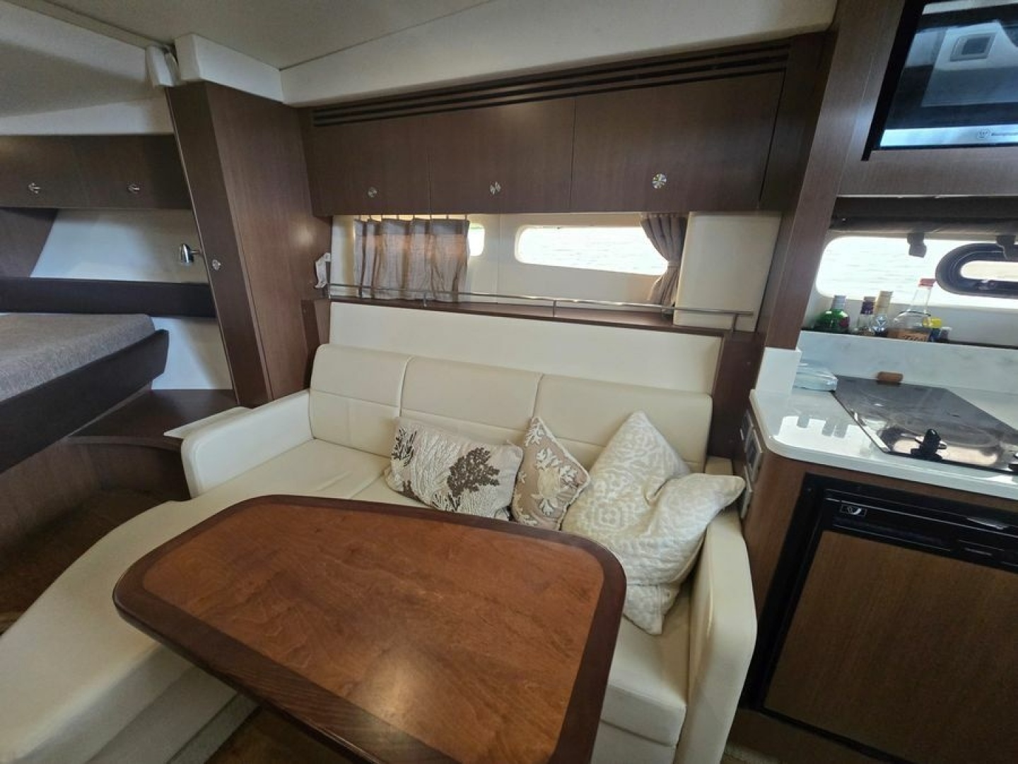 2018 Sea Ray — - Image 84