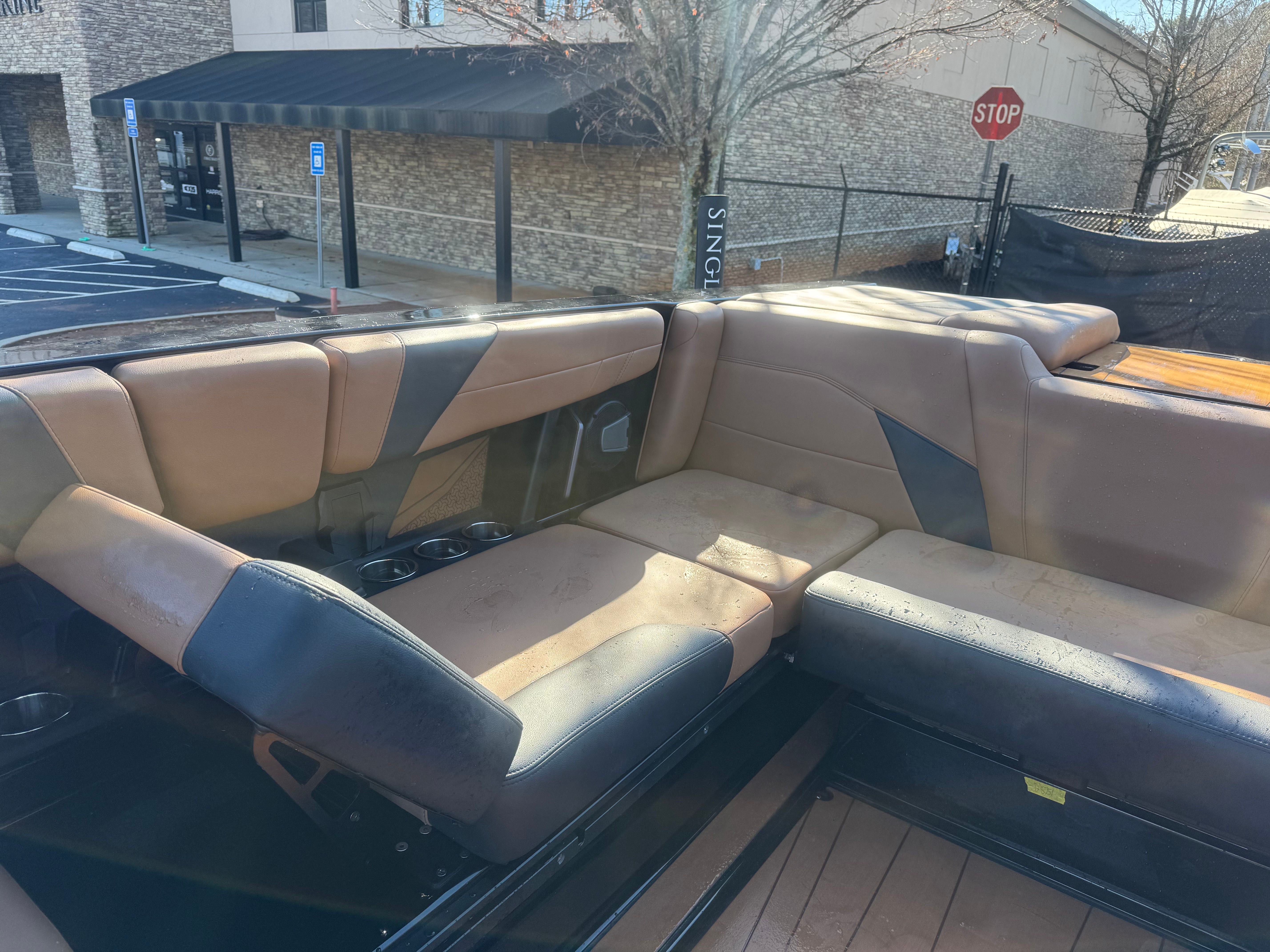 2026 AXIS T250 - Image 10