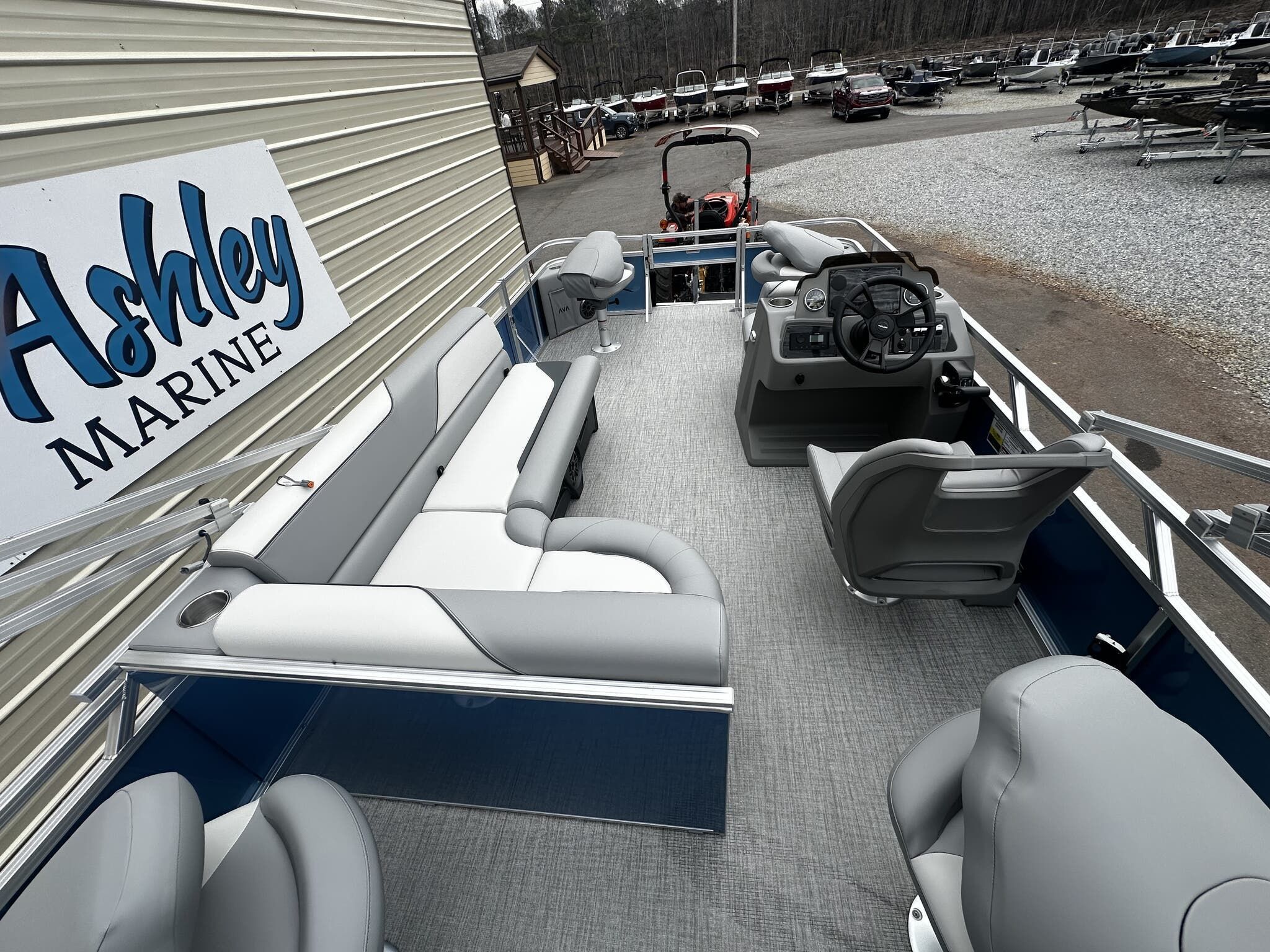 2026 Avalon Venture 19 QUAD FISH-90HP - 11