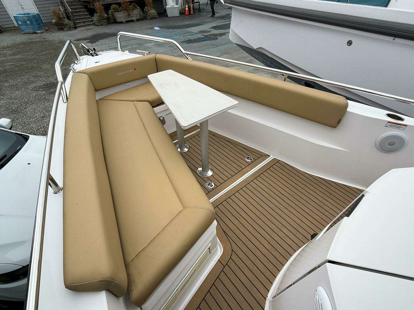 2020 Axopar 28 Cabin w/Wet Bar - Image 14