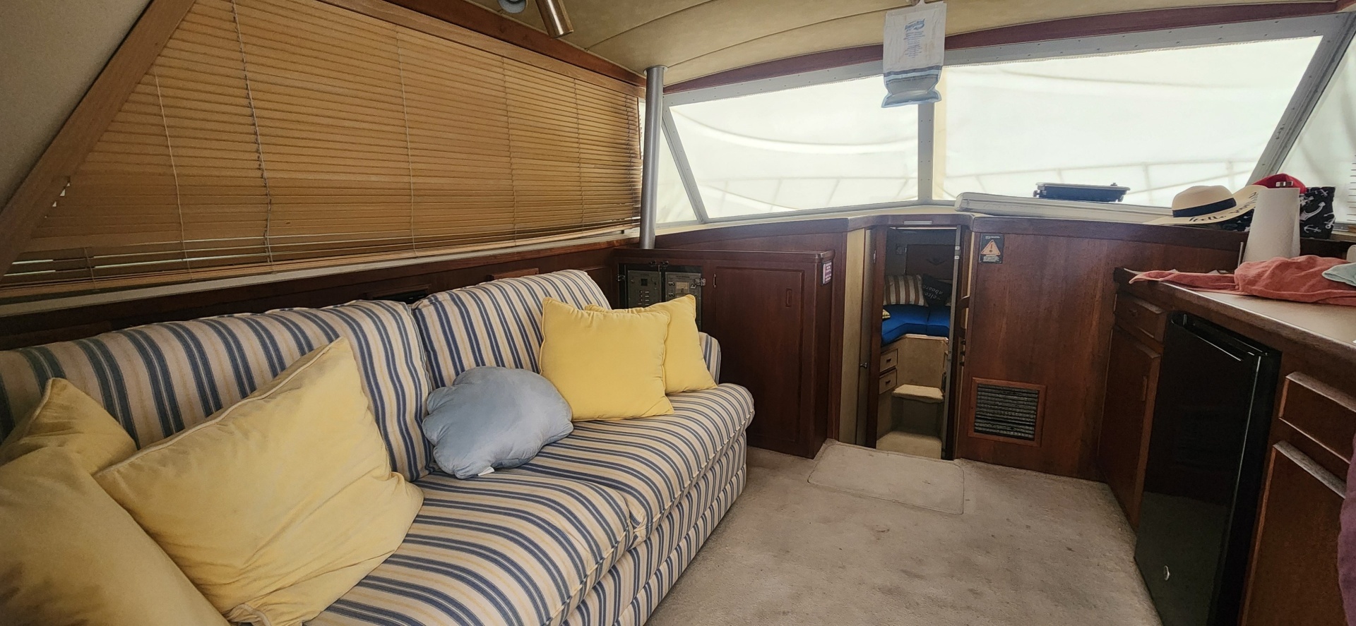 1985 Bertram Flybridge Cruiser - Image 8
