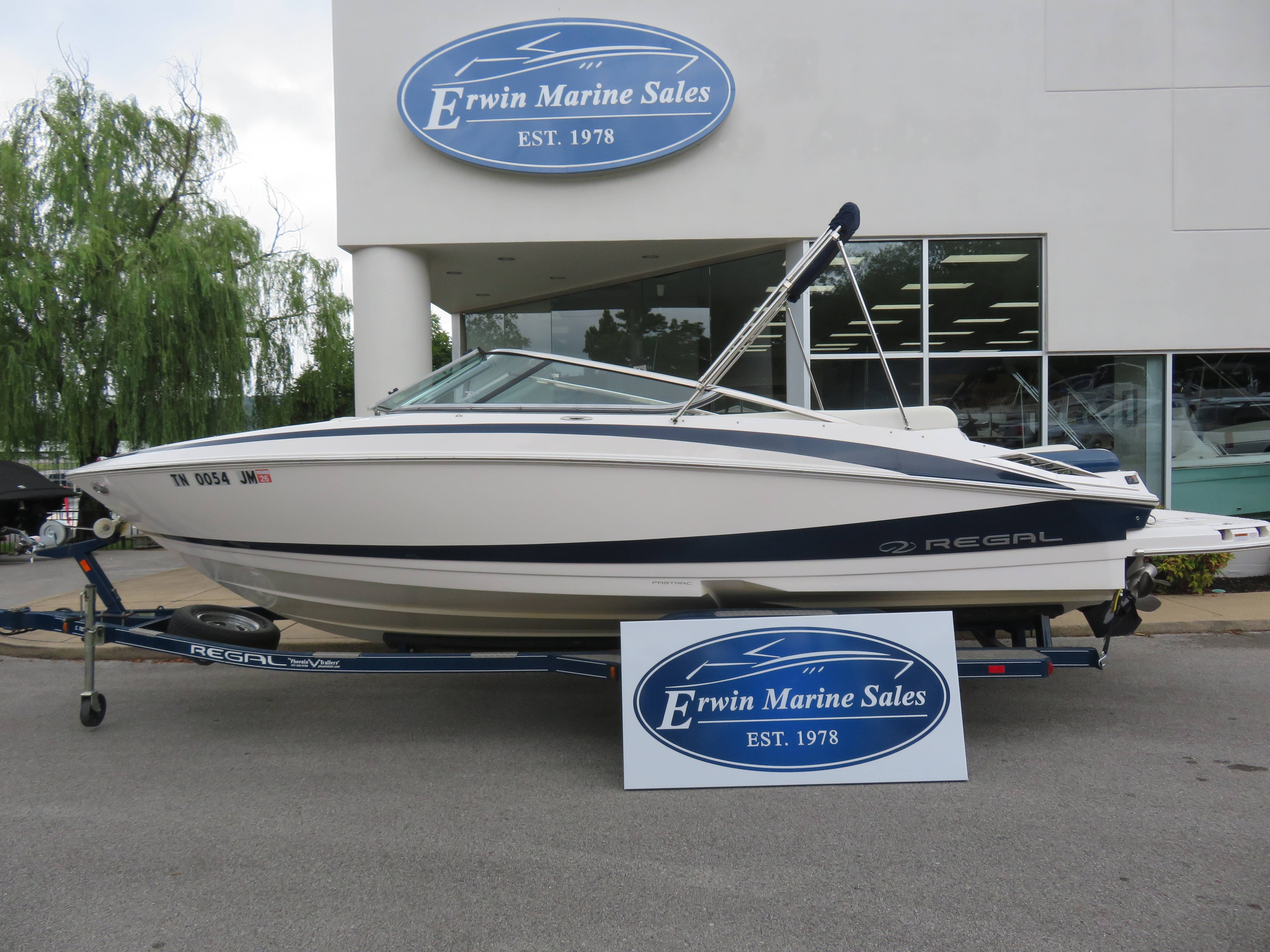 2012 Regal 2300 Bowrider