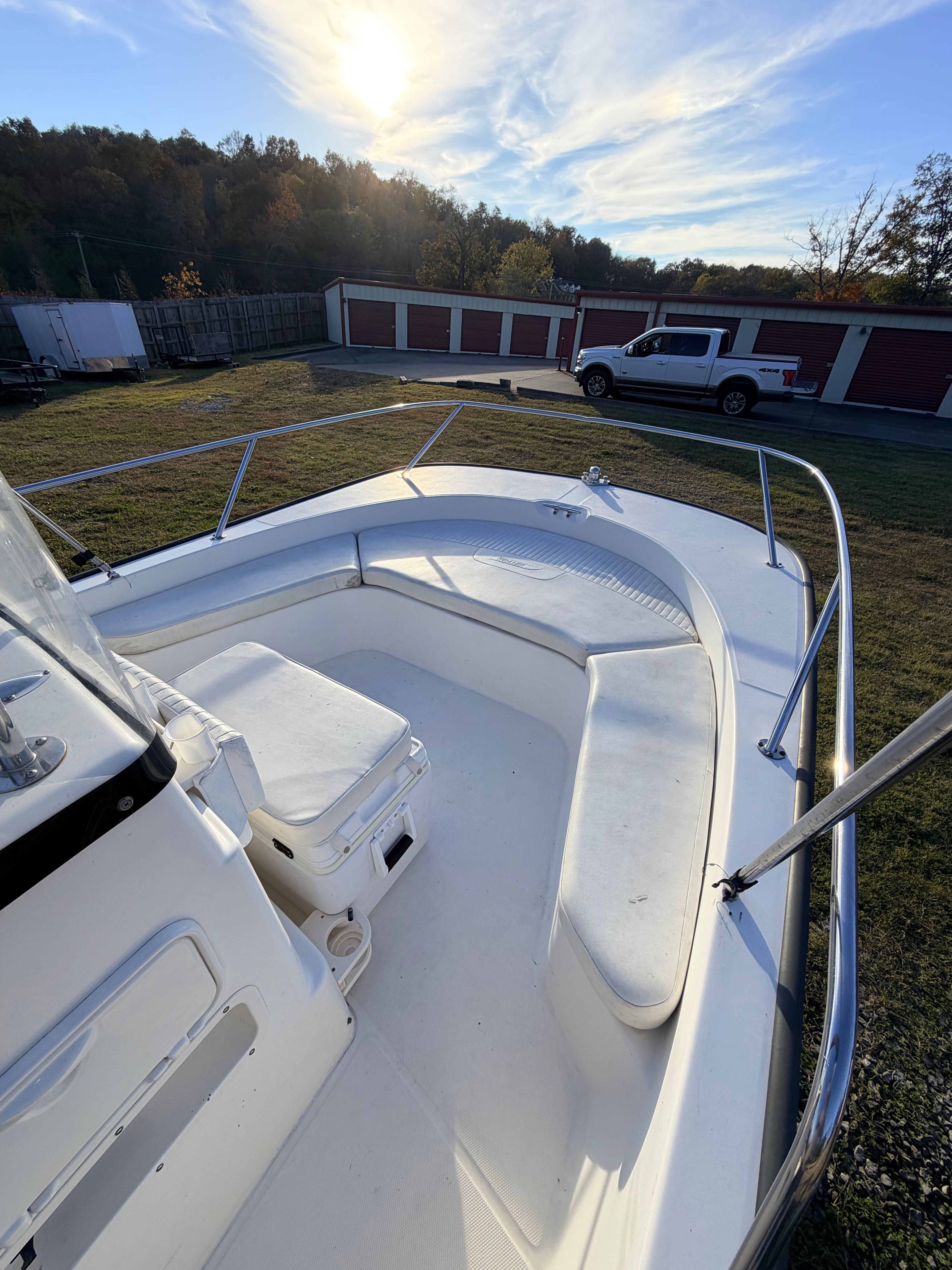 2007 Boston Whaler 190 Montauk - 16