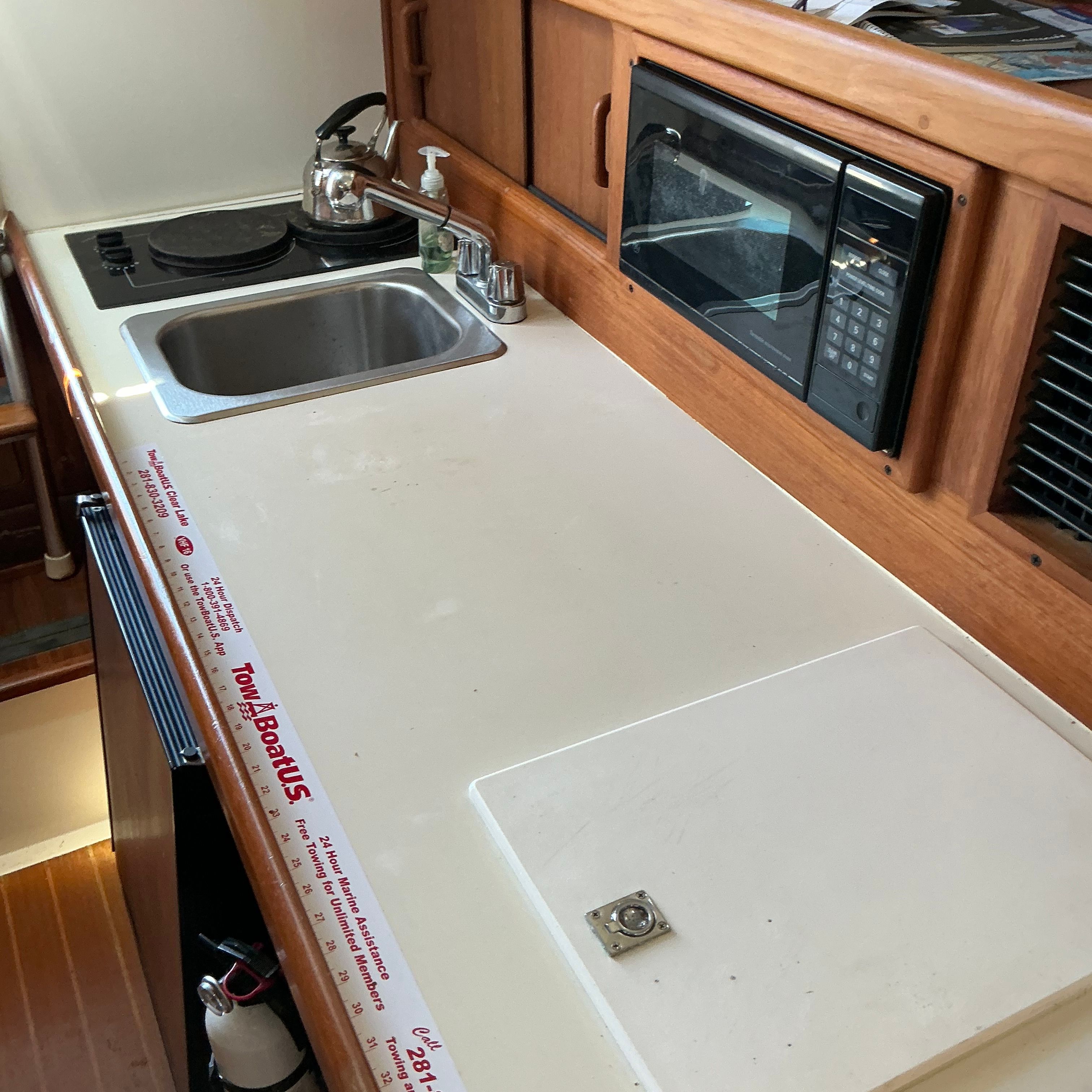 Galley kitchen on a 1999 Mainship Pilot 30 boat.