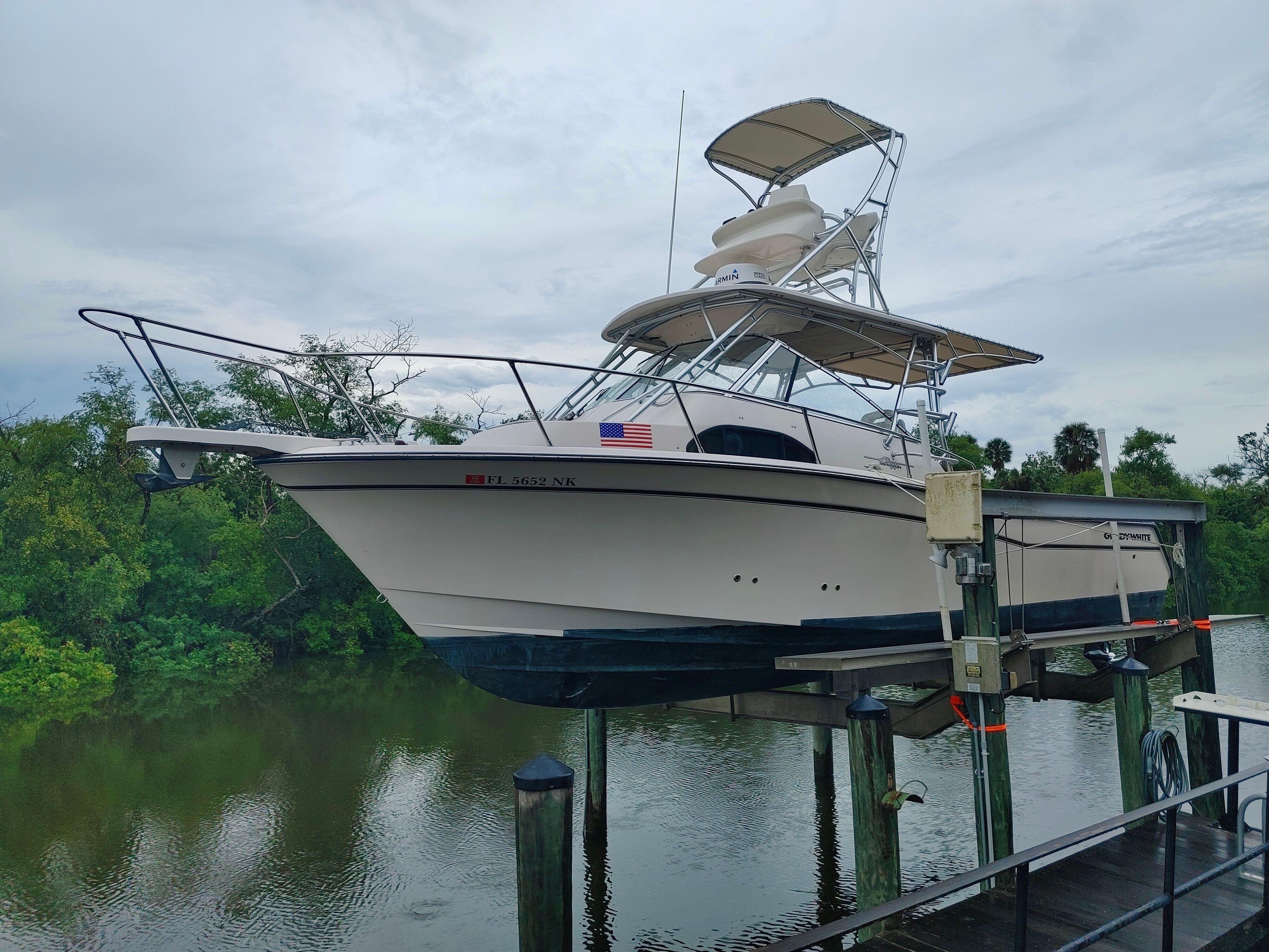 2006 Grady-White Marlin 300 - 8